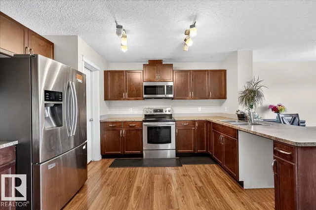 NW - 1529 26 AVE, Edmonton 4
