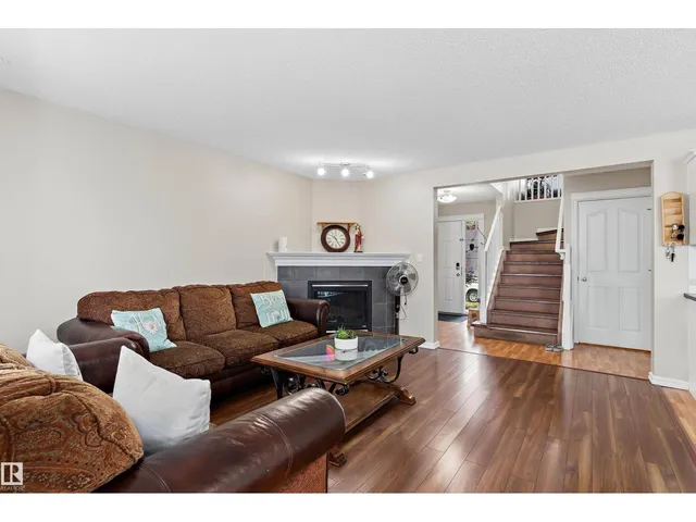 SW - 8521 8 AV, Edmonton 5
