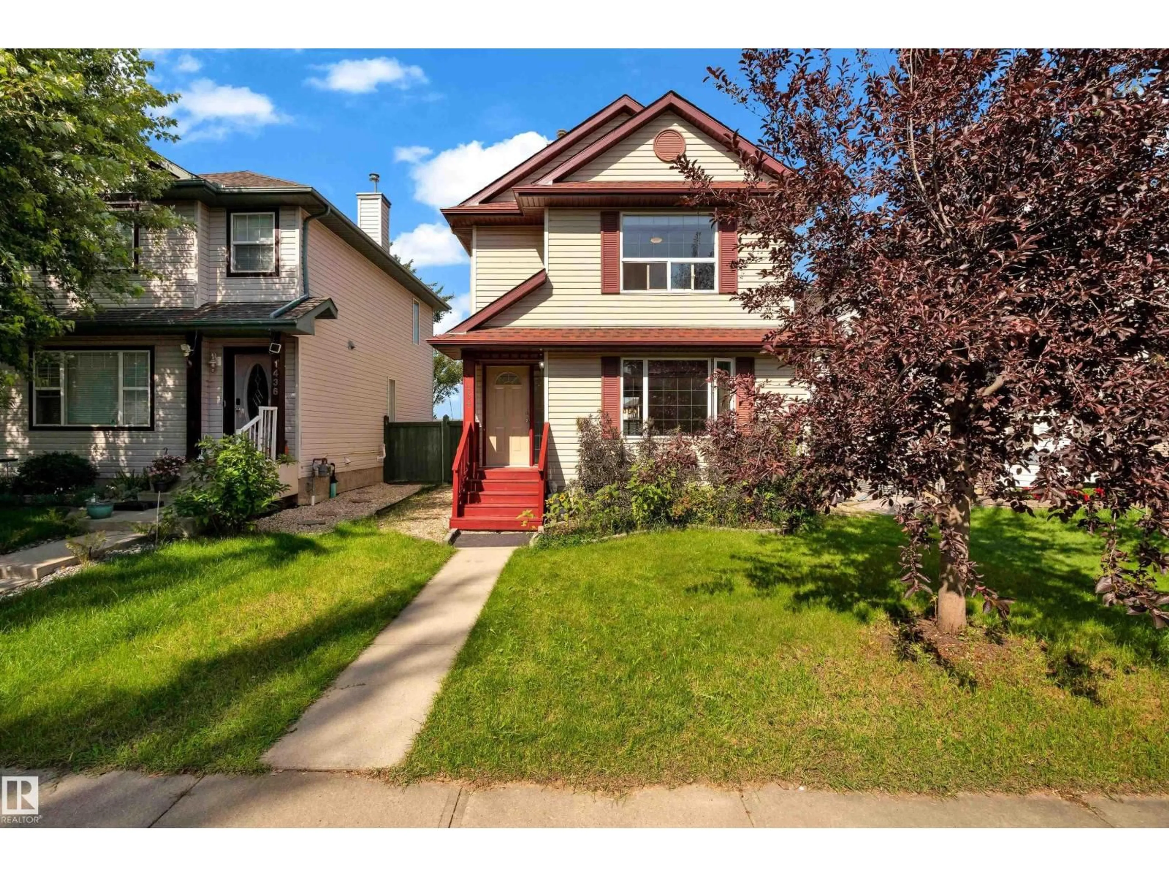 Home with vinyl exterior material, street for 1434 GRANT WY, Edmonton Alberta T5T6L3