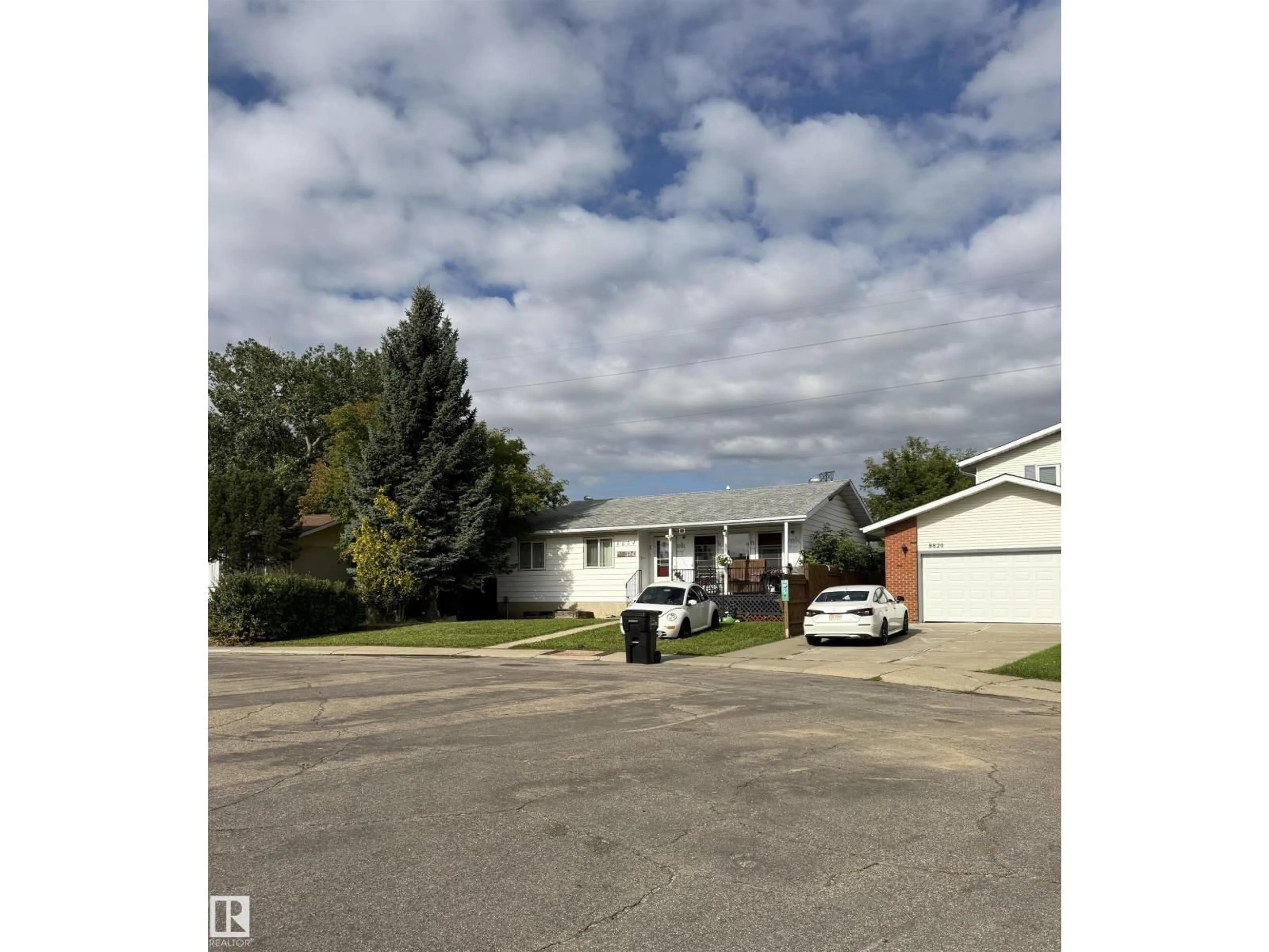 Unknown for NW - 8824 30 AV, Edmonton Alberta T6K2X7