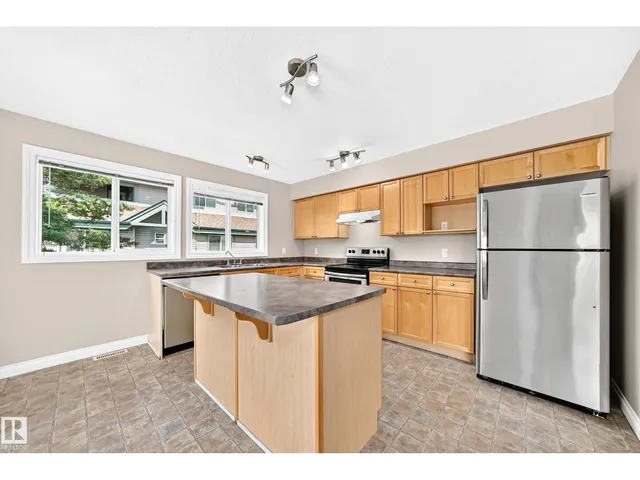 54 12050 17 AV SW, Edmonton 5
