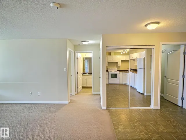111 - 5350 199 ST, Edmonton 3
