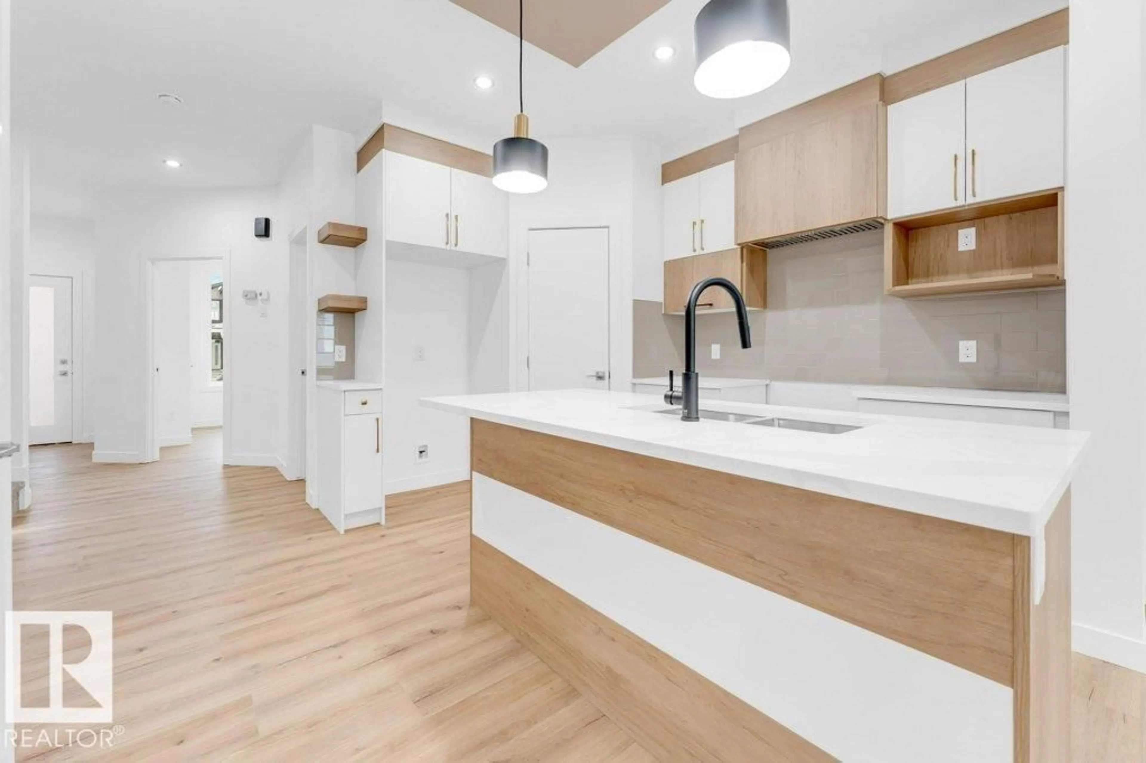 Open concept kitchen, unknown for 182 PACIFIC DRIVE, Spruce Grove Alberta T7X4T1