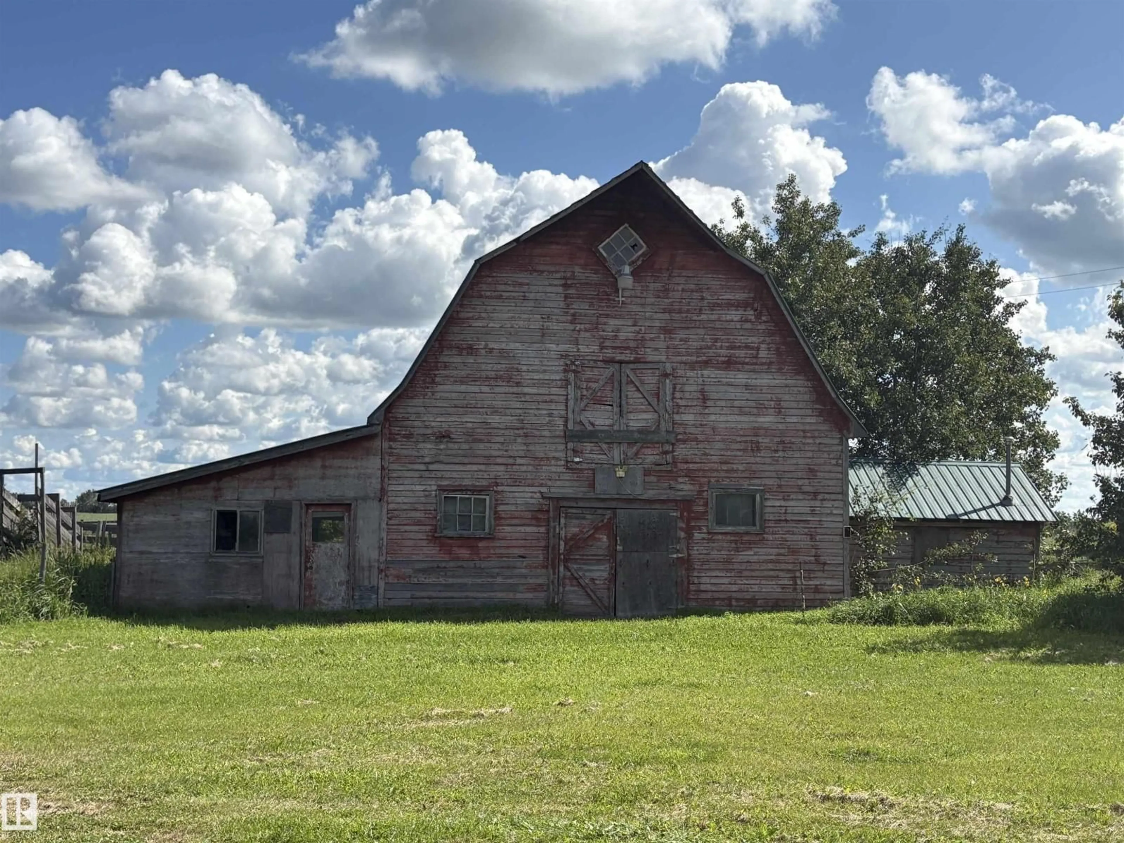 Shed for 602 EAST OF HWY 827, Rural Thorhild County Alberta T0A3J0
