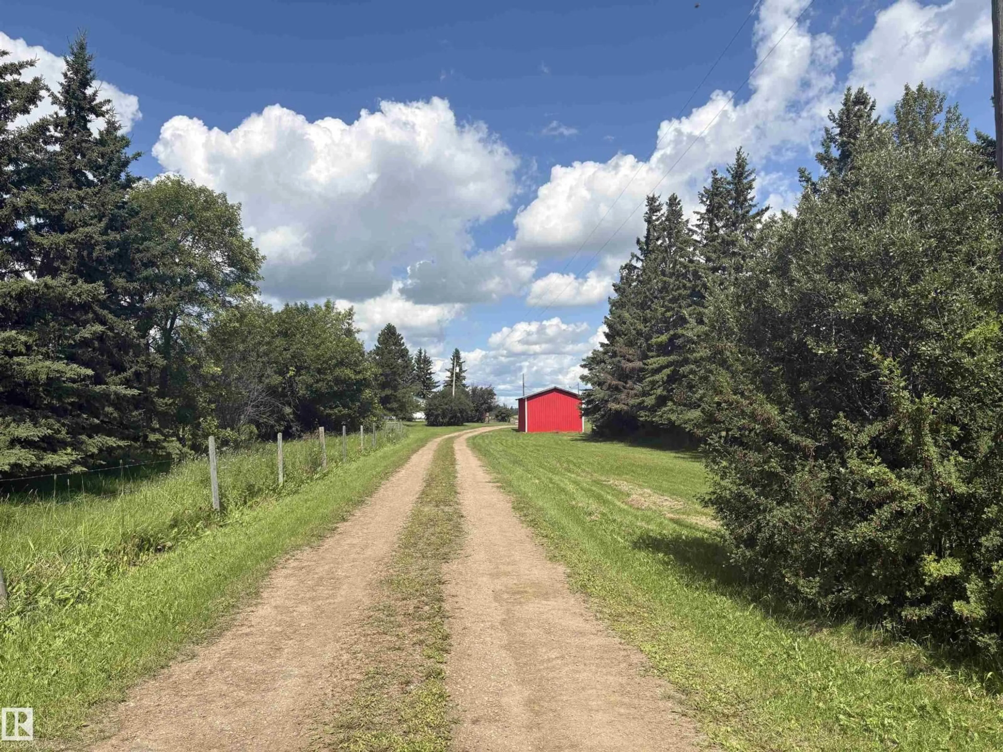 Shed for 602 EAST OF HWY 827, Rural Thorhild County Alberta T0A3J0