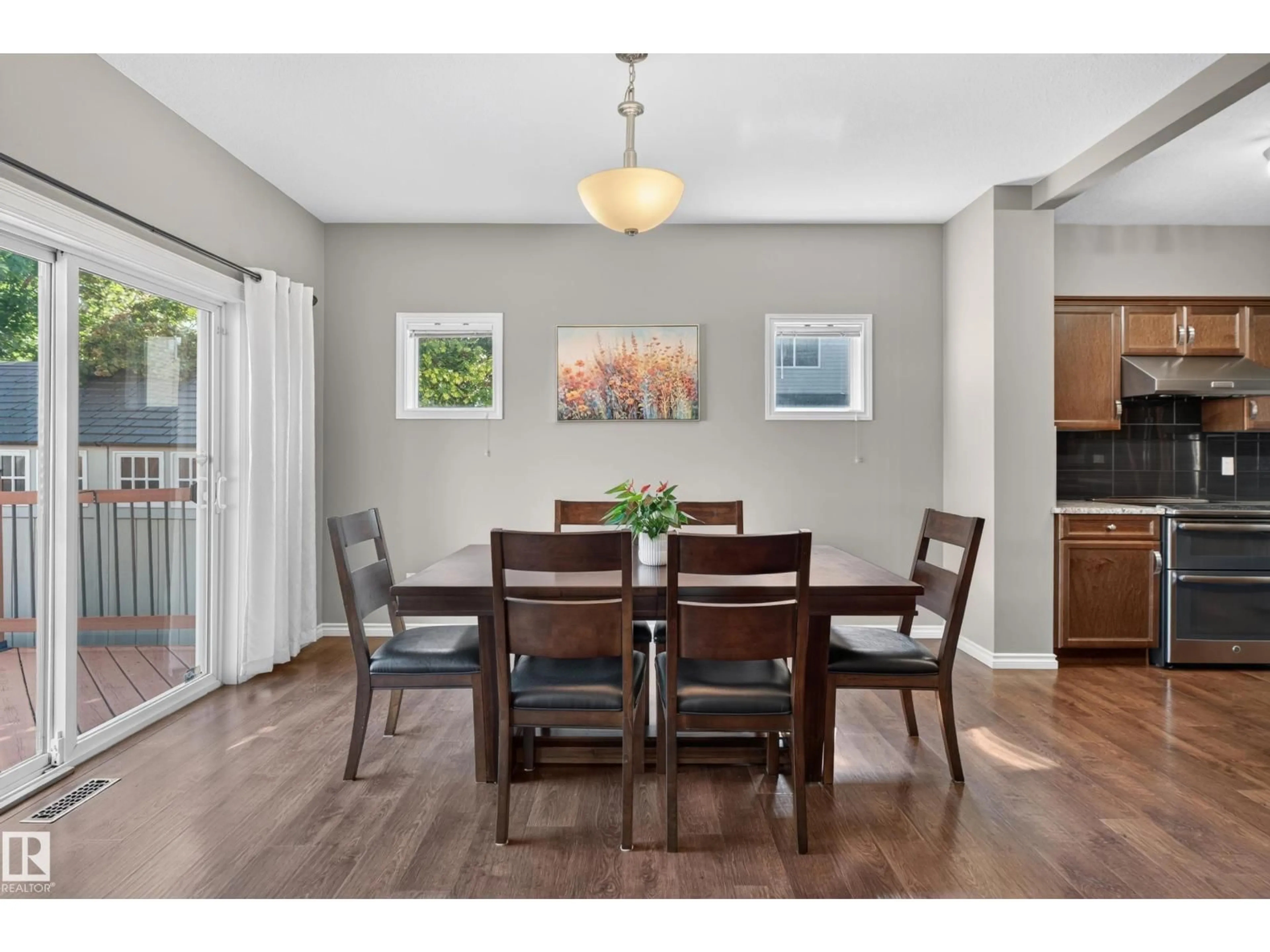 Dining room, wood/laminate floor for NW - 9515 221 ST, Edmonton Alberta T5T4A8