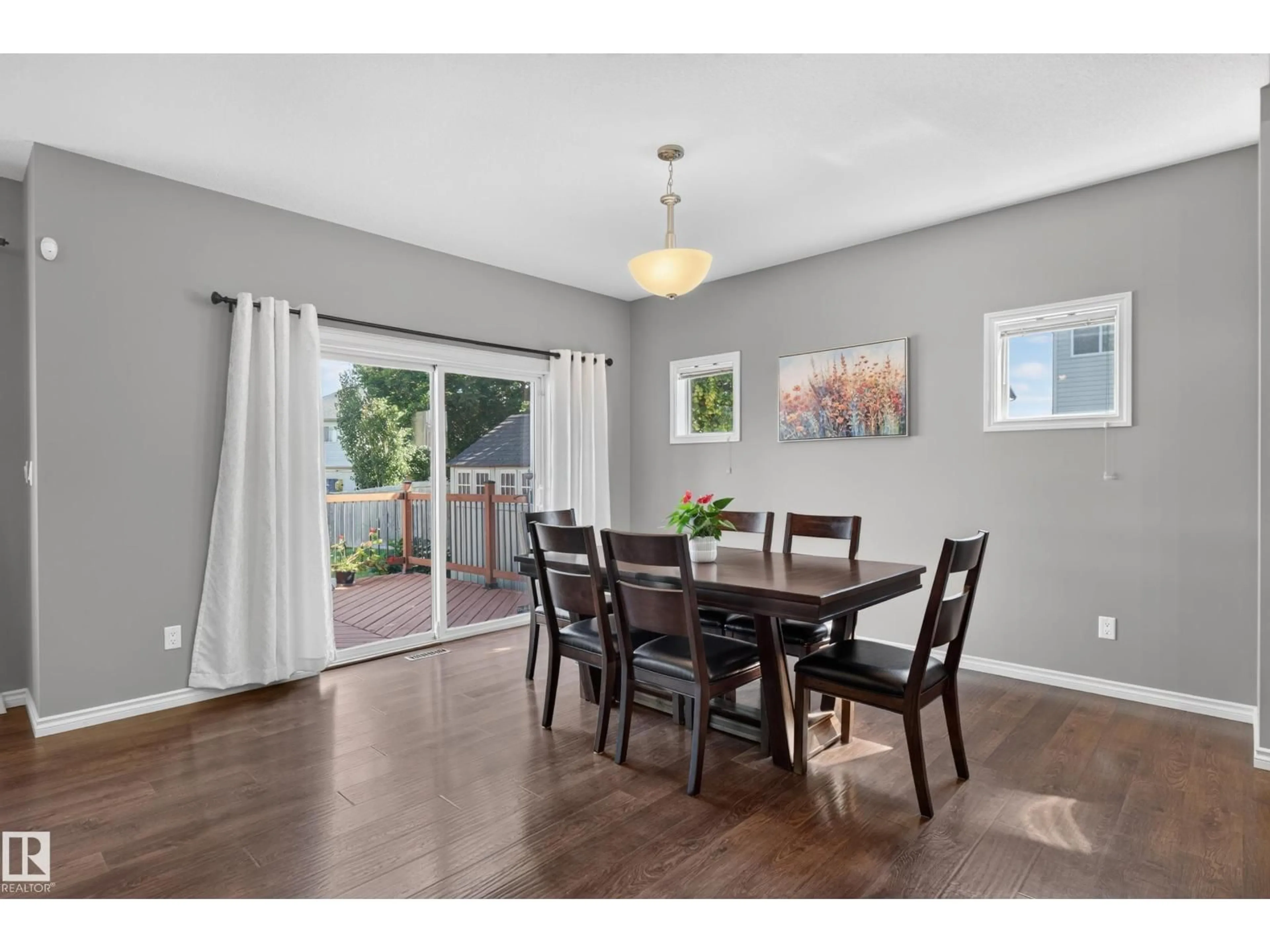 Dining room, wood/laminate floor for NW - 9515 221 ST, Edmonton Alberta T5T4A8