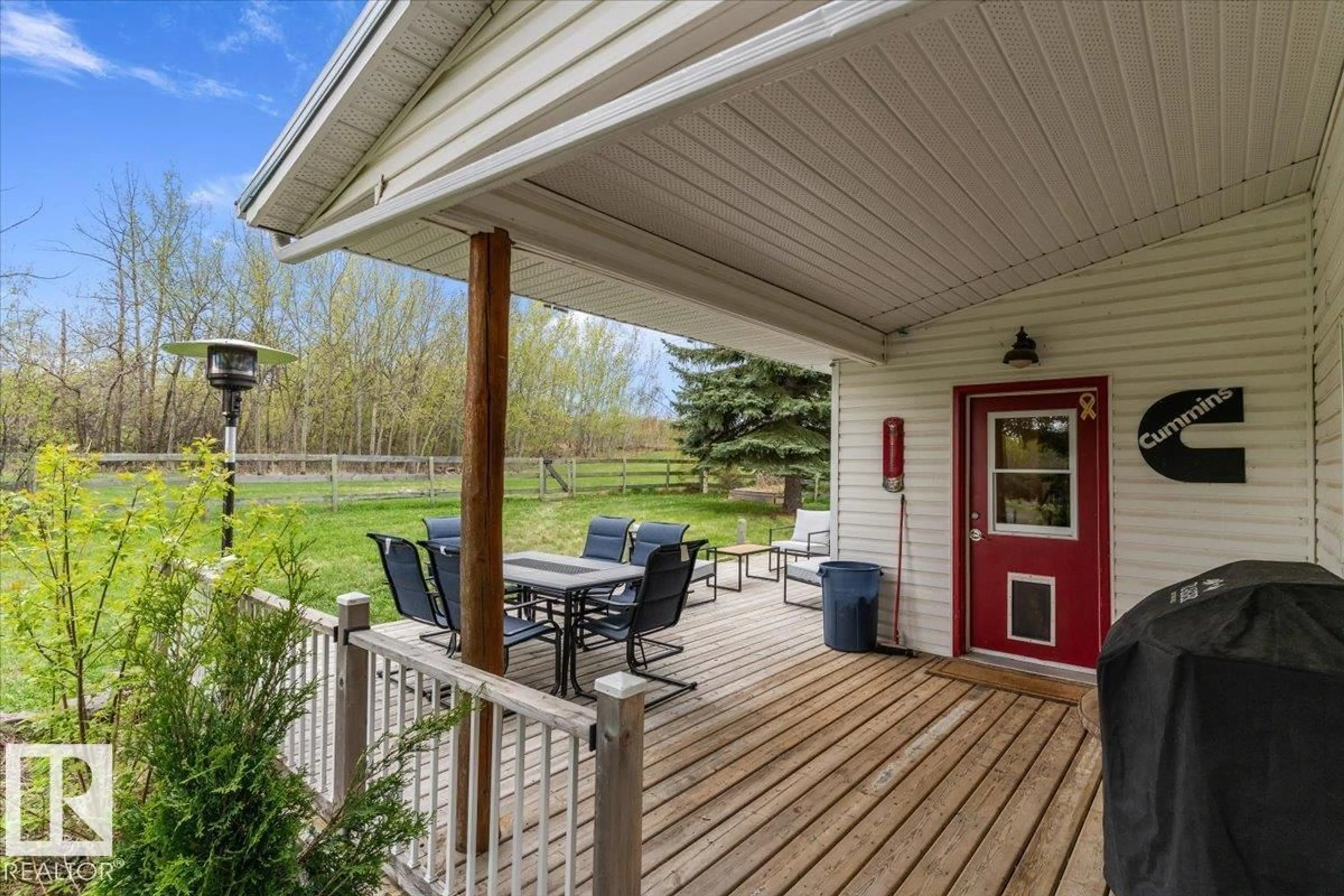Patio, water/lake/river/ocean view for 20511 TWP RD 502, Rural Beaver County Alberta T0B4J2