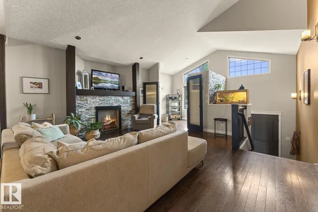 2303 2 AV, Cold Lake 4