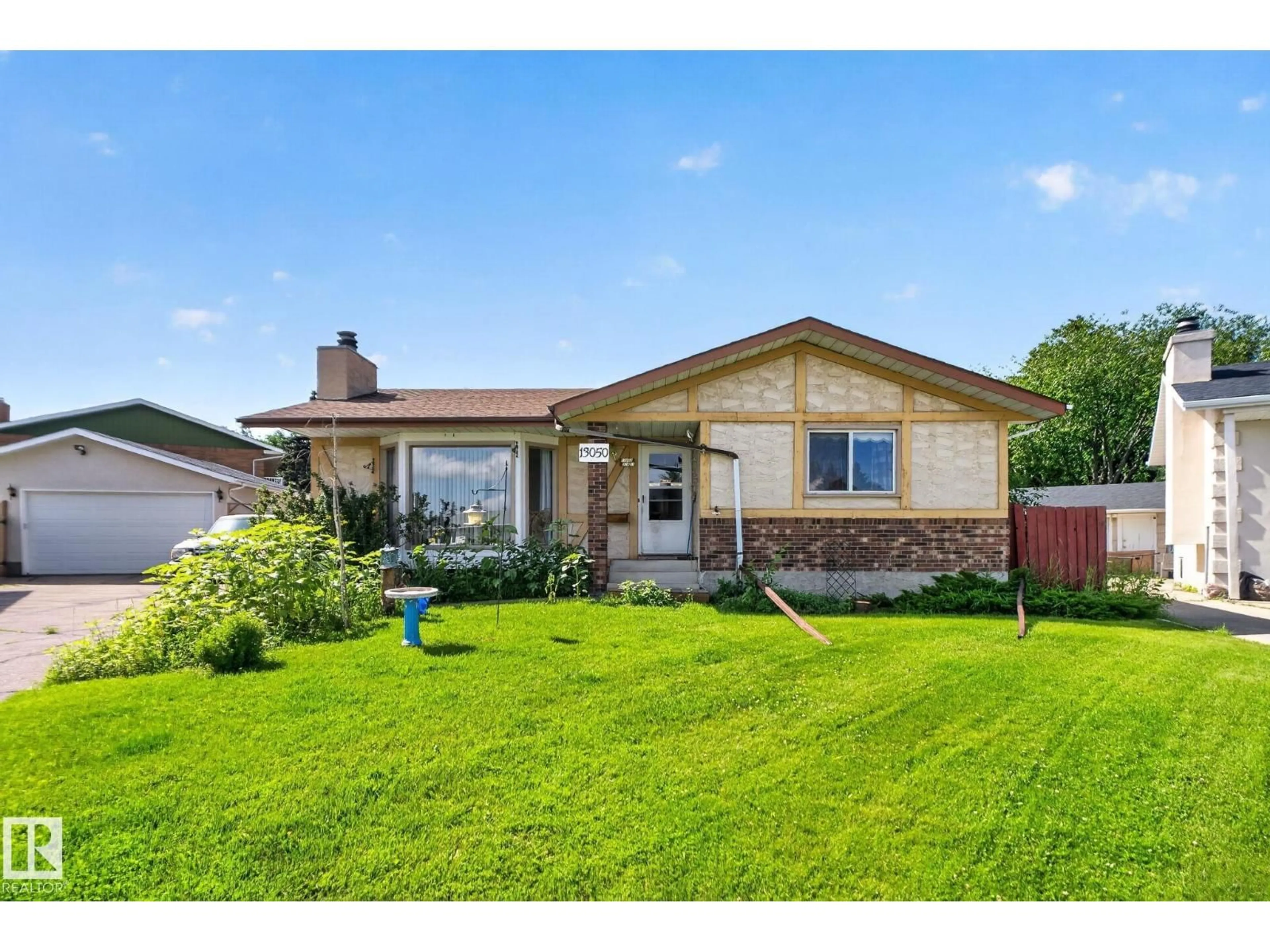 Unknown for 13050 32A ST, Edmonton Alberta T5A3E5