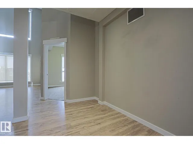 607 10518 113 ST NW, Edmonton 5