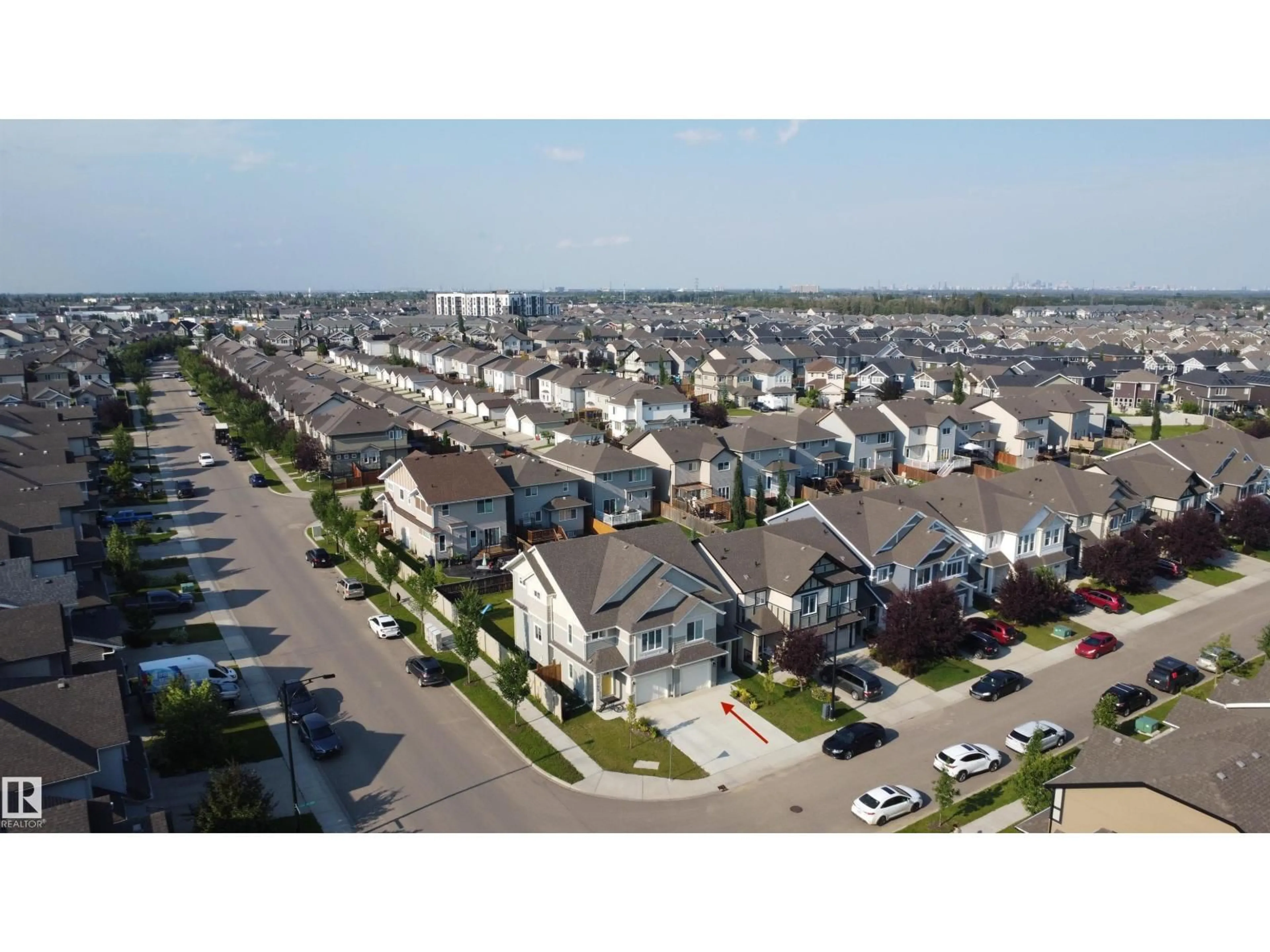 A pic from outside/outdoor area/front of a property/back of a property/a pic from drone, street for 7791 EIFERT CR, Edmonton Alberta T6M0W1