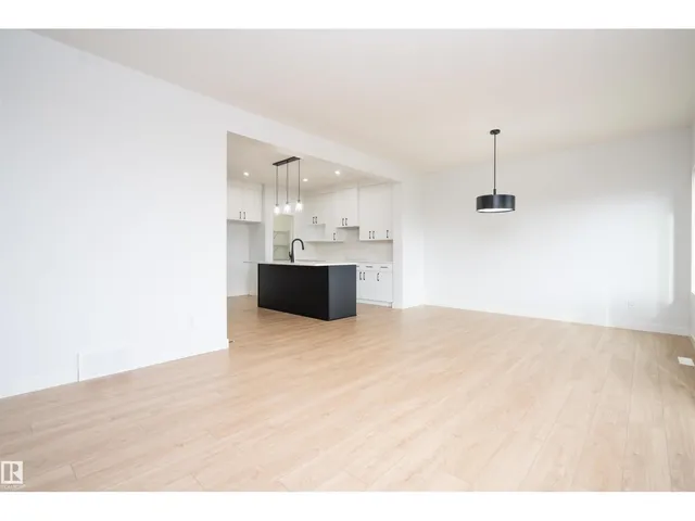 6255 29 AV, Edmonton 5