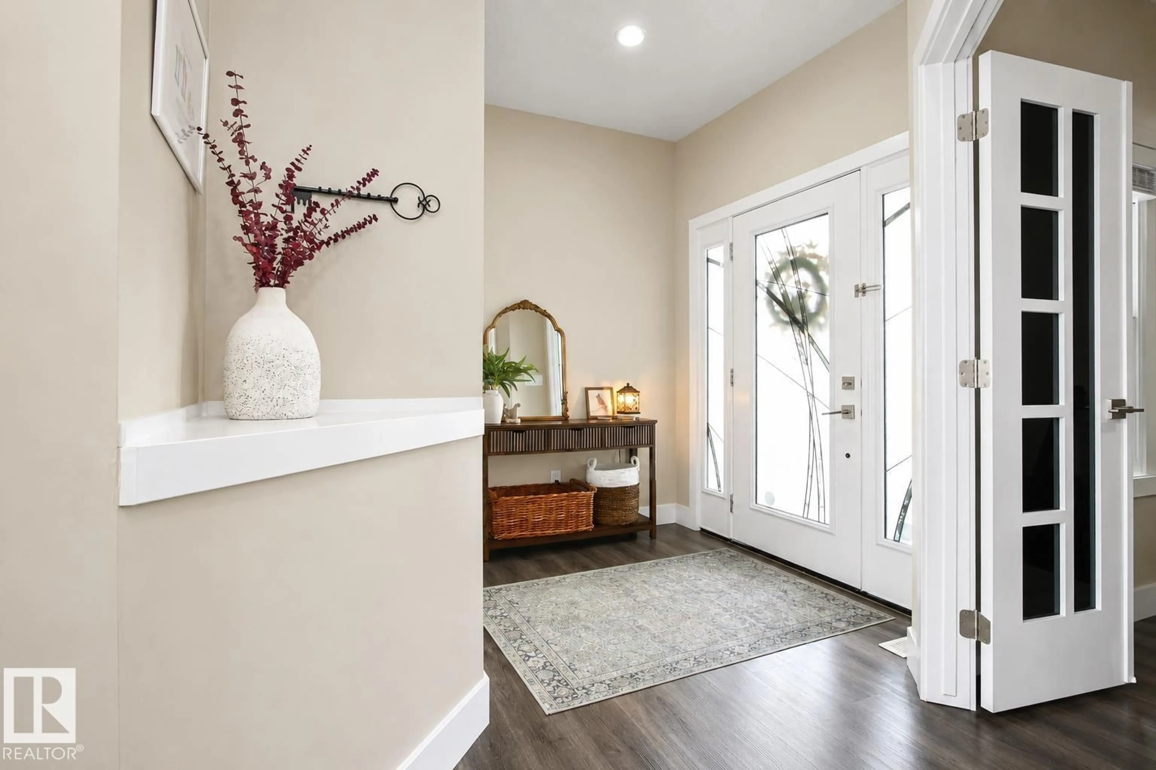 Indoor entryway for 241 WESTBROOK WD, Fort Saskatchewan Alberta T8L0L6