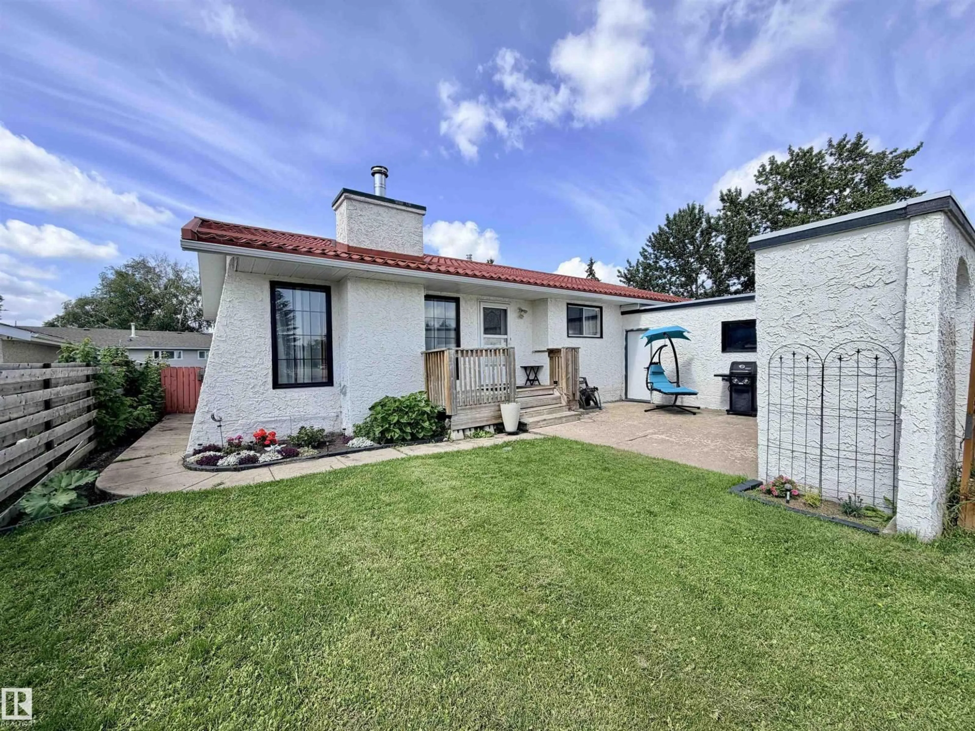 A pic from outside/outdoor area/front of a property/back of a property/a pic from drone, street for 4422 45B ST, St. Paul Town Alberta T0A3A3