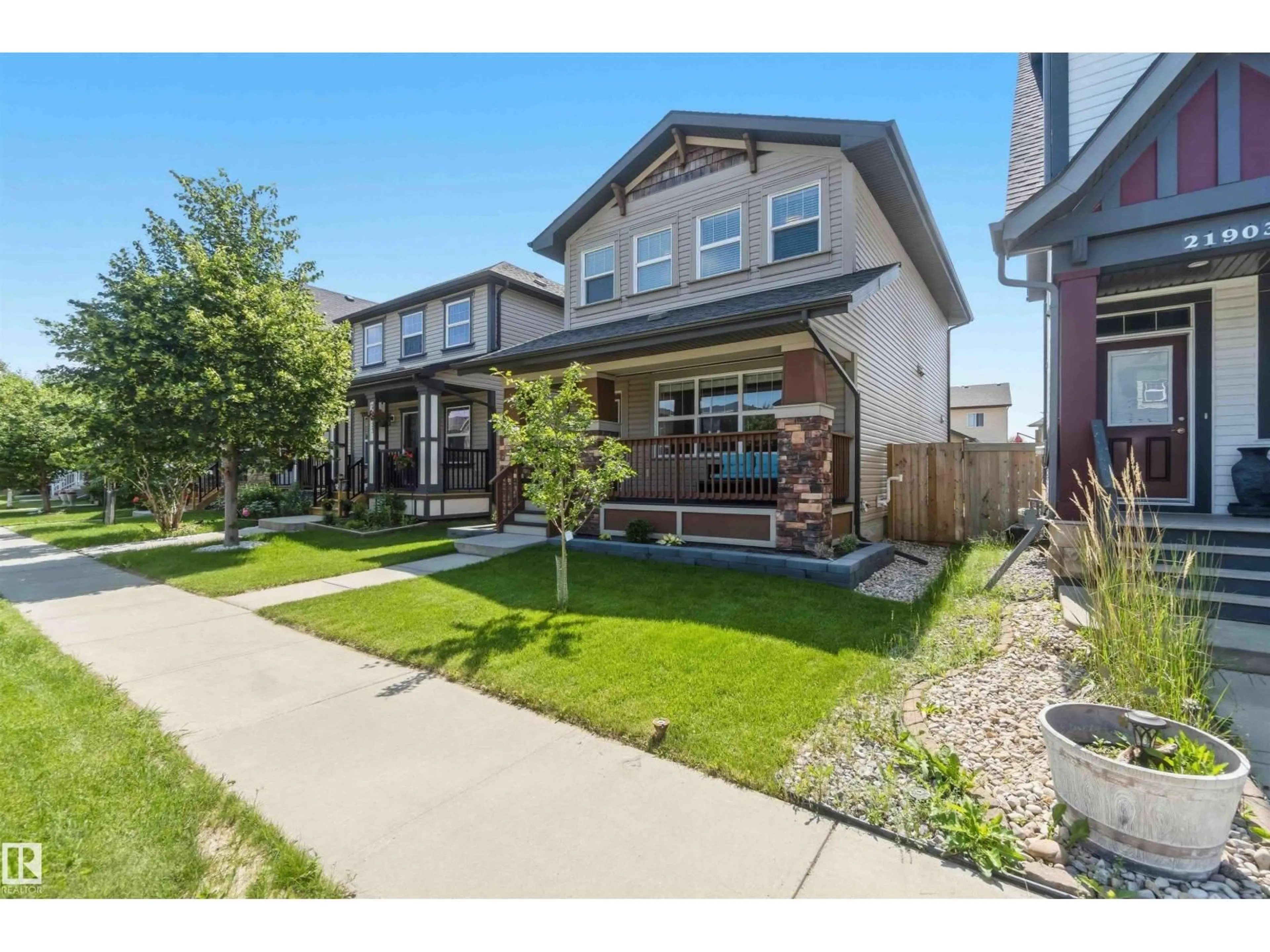 Unknown for 21839 99 AV, Edmonton Alberta T5T4M5