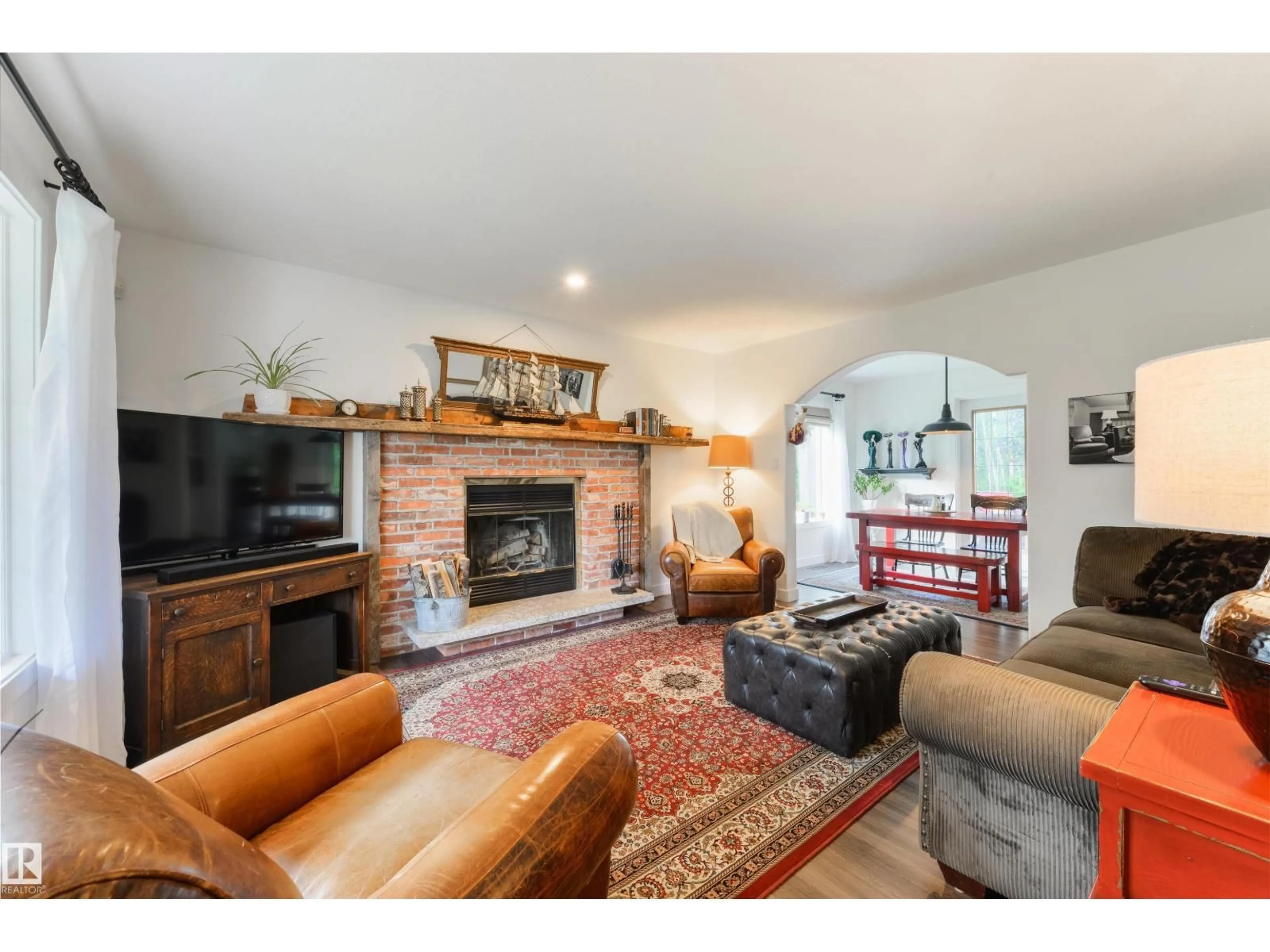 Living room with furniture, unknown for 37 - 54129 RGE ROAD 275, Rural Parkland County Alberta T7X3S4