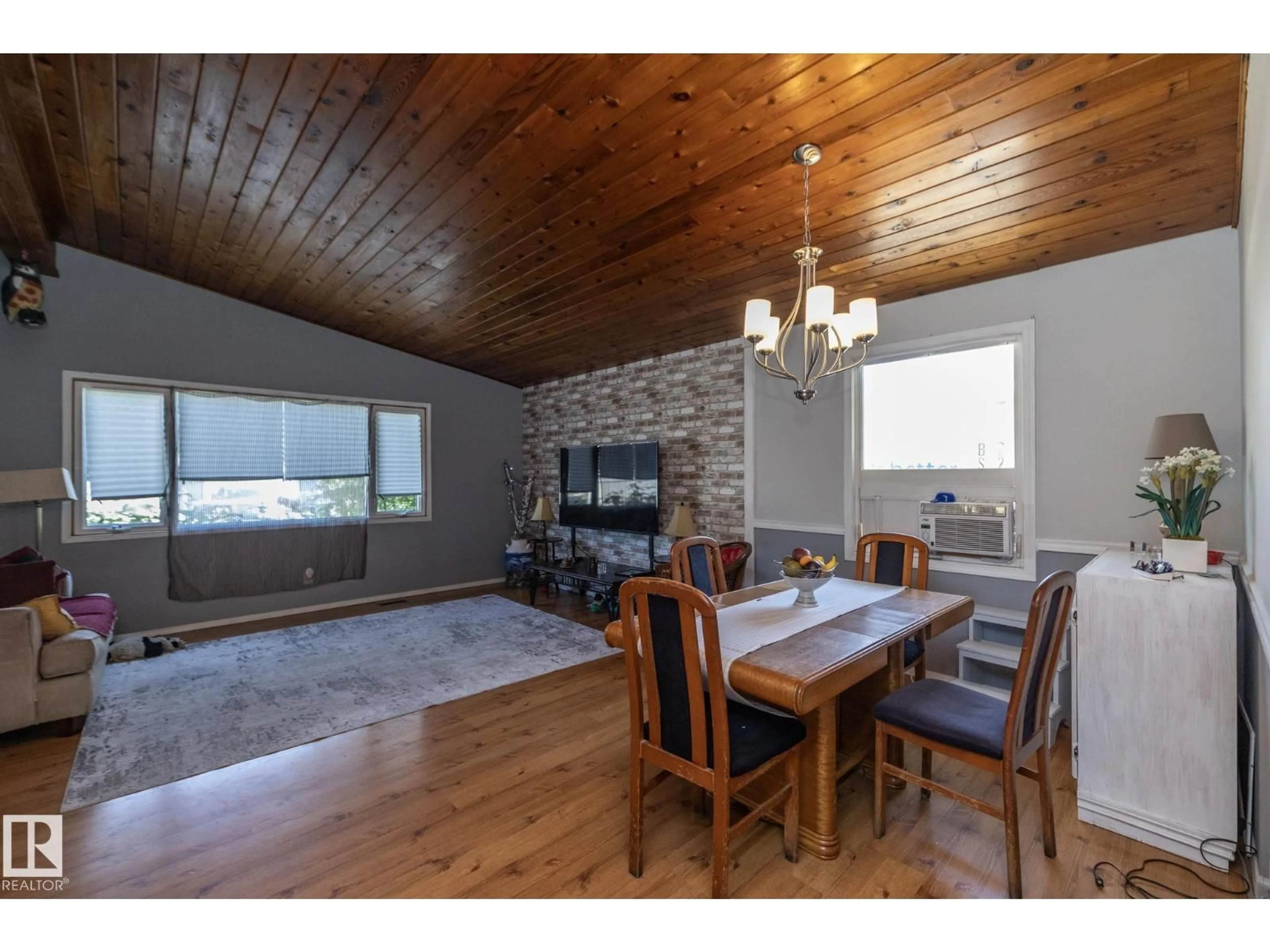 Dining room, wood/laminate floor for 3608 44 ST, Leduc Alberta T9E6A1