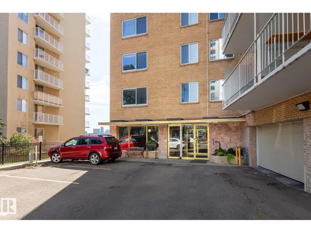 #207 - 12207 JASPER AV, Edmonton 3