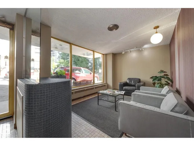 #207 - 12207 JASPER AV, Edmonton 5