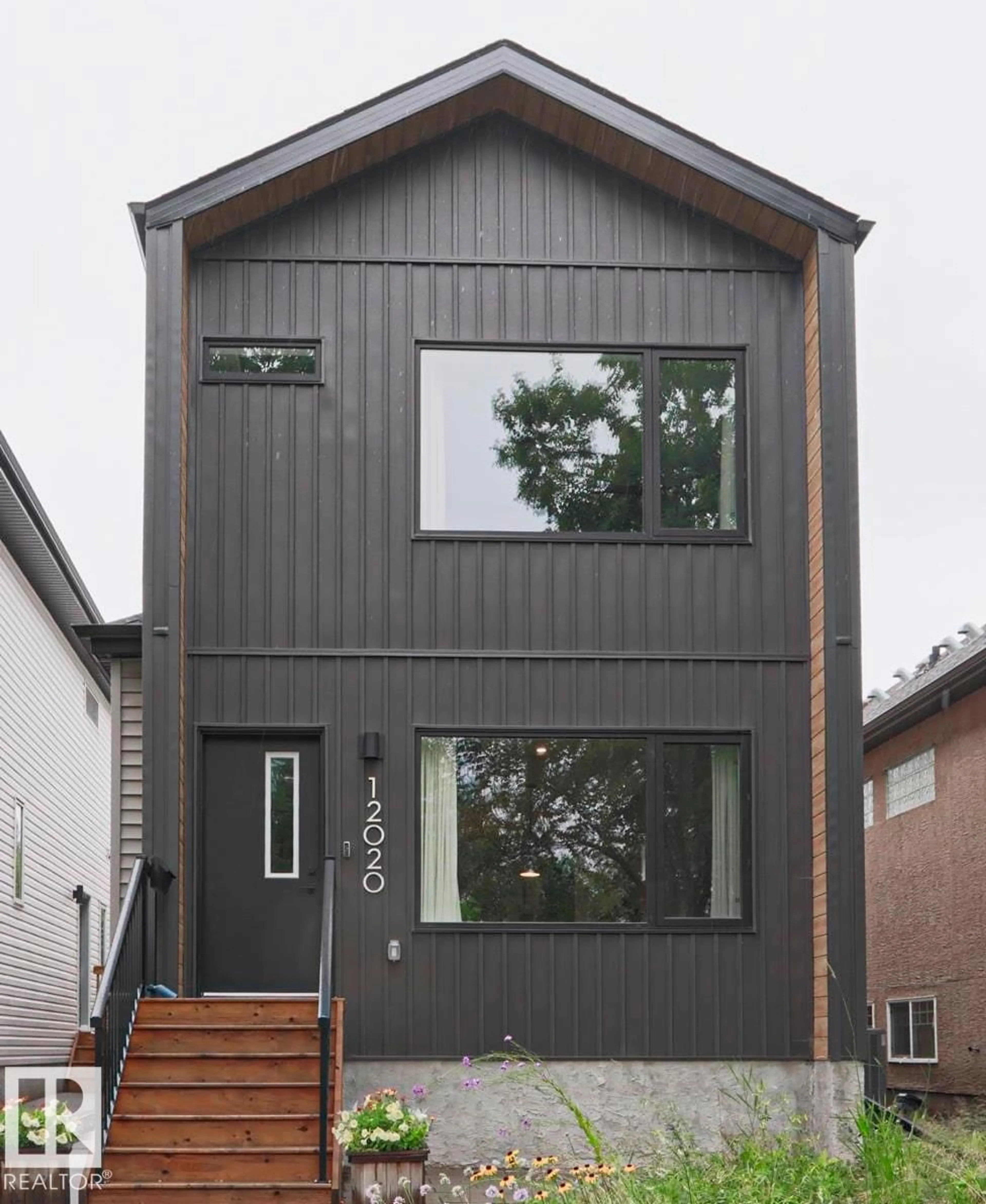 Home with vinyl exterior material, street for 12020 125 ST NW, Edmonton Alberta T5L0S4