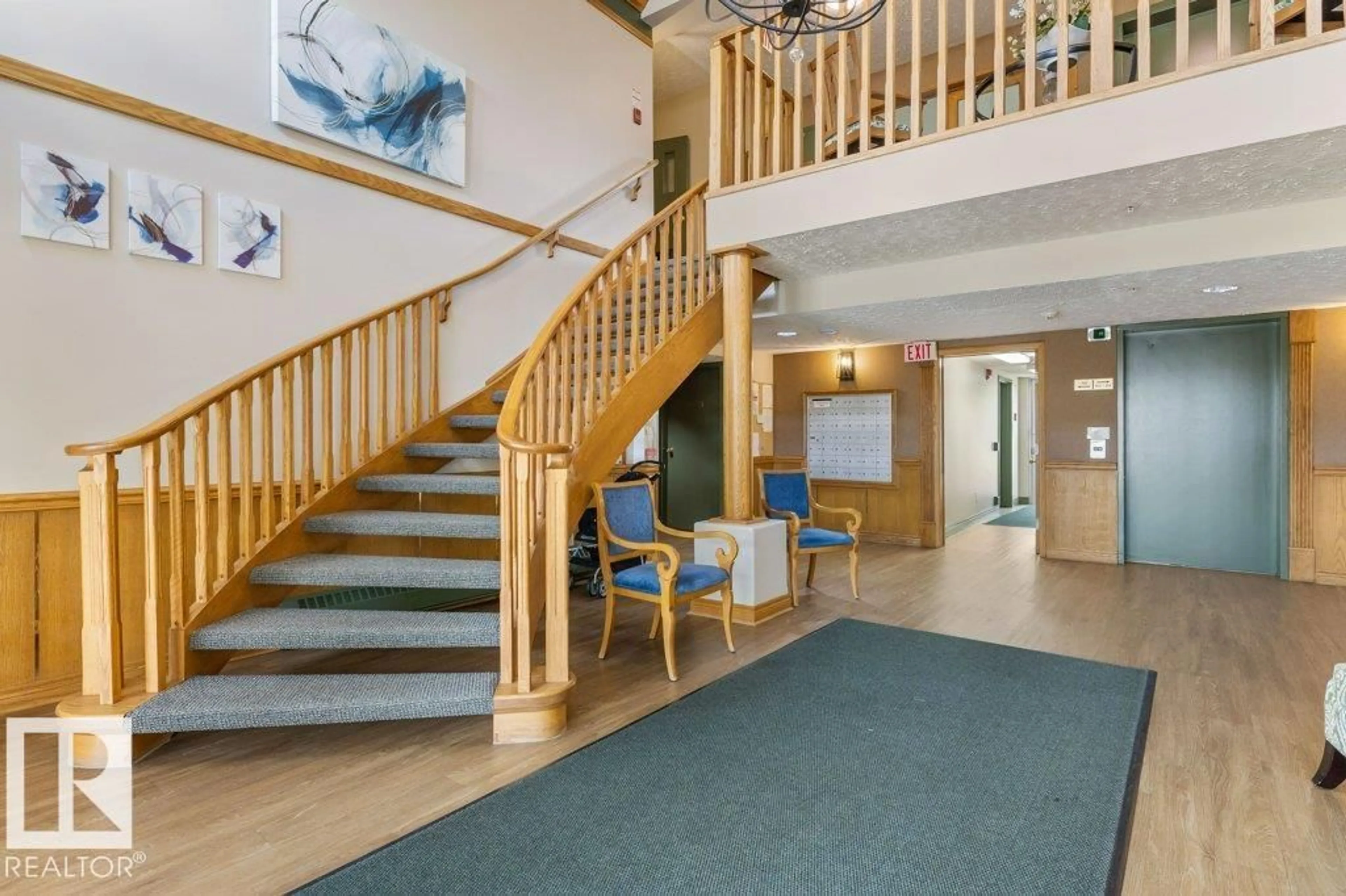 Indoor foyer for 205 IRONWOOD PT, St. Albert Alberta T8N6W4