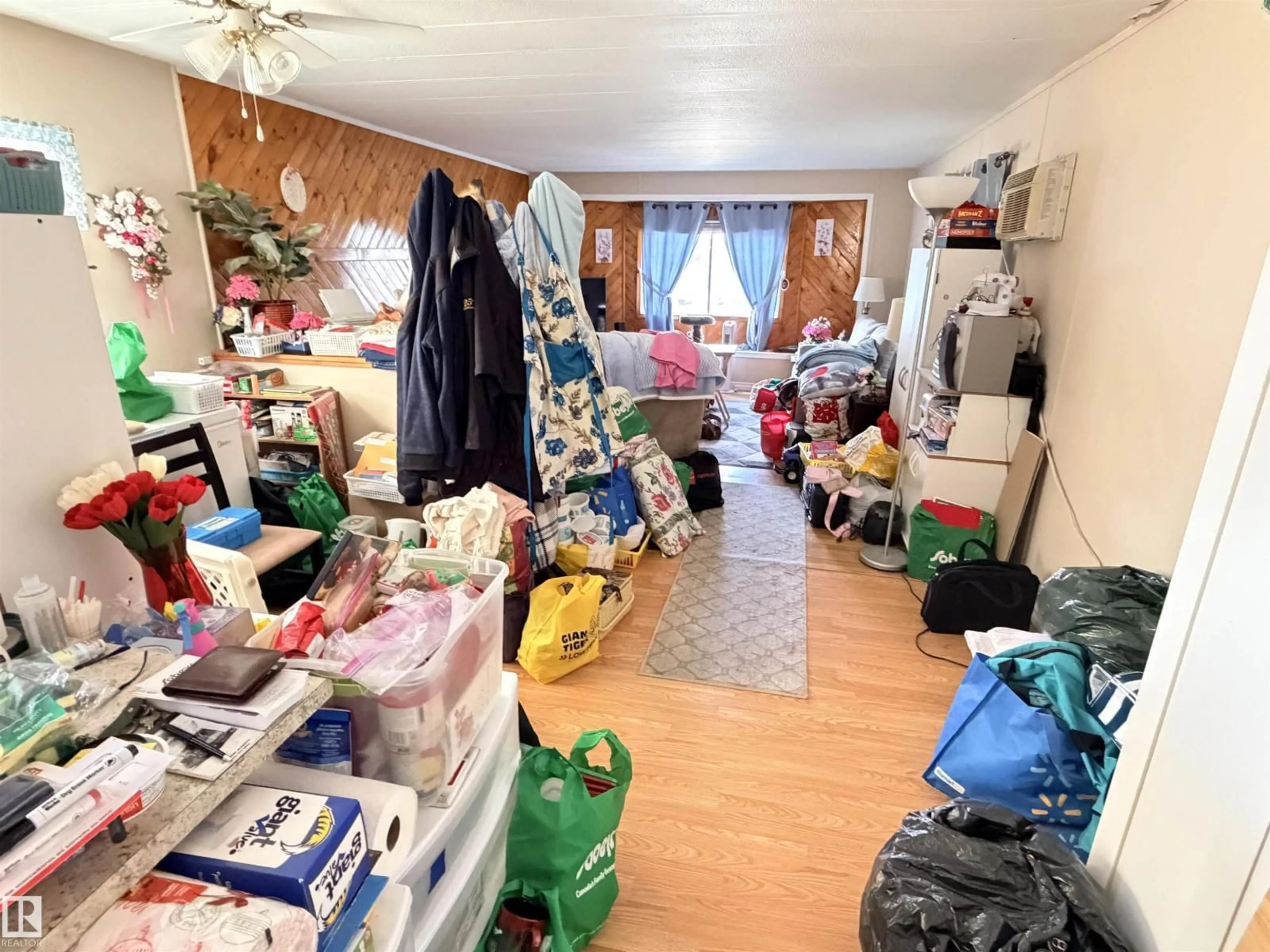 A pic of a room for 18 - 9501 104 AV, Westlock Alberta T7P1M7