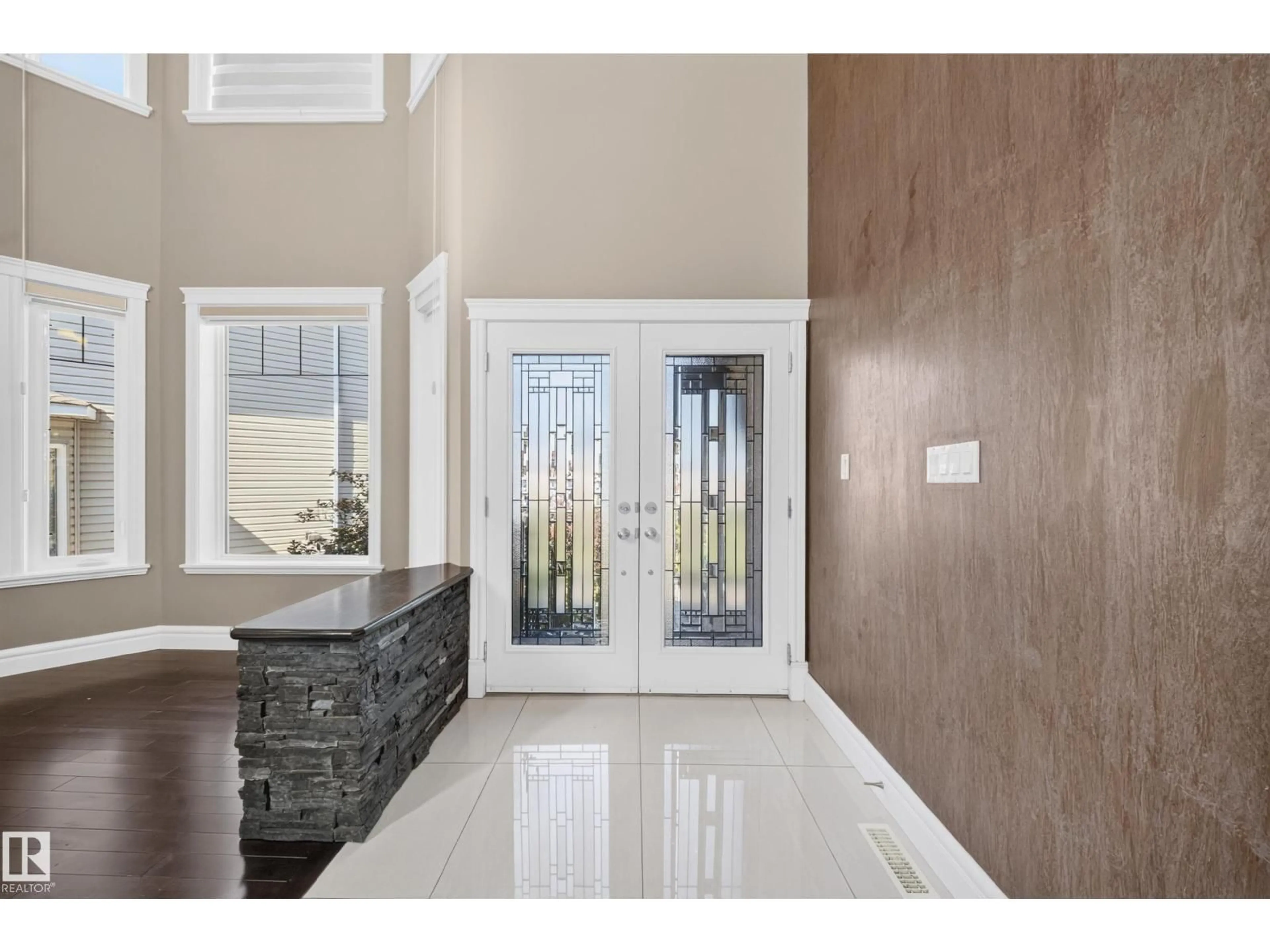 Indoor entryway for 7103 168 AV, Edmonton Alberta T5Z0B5