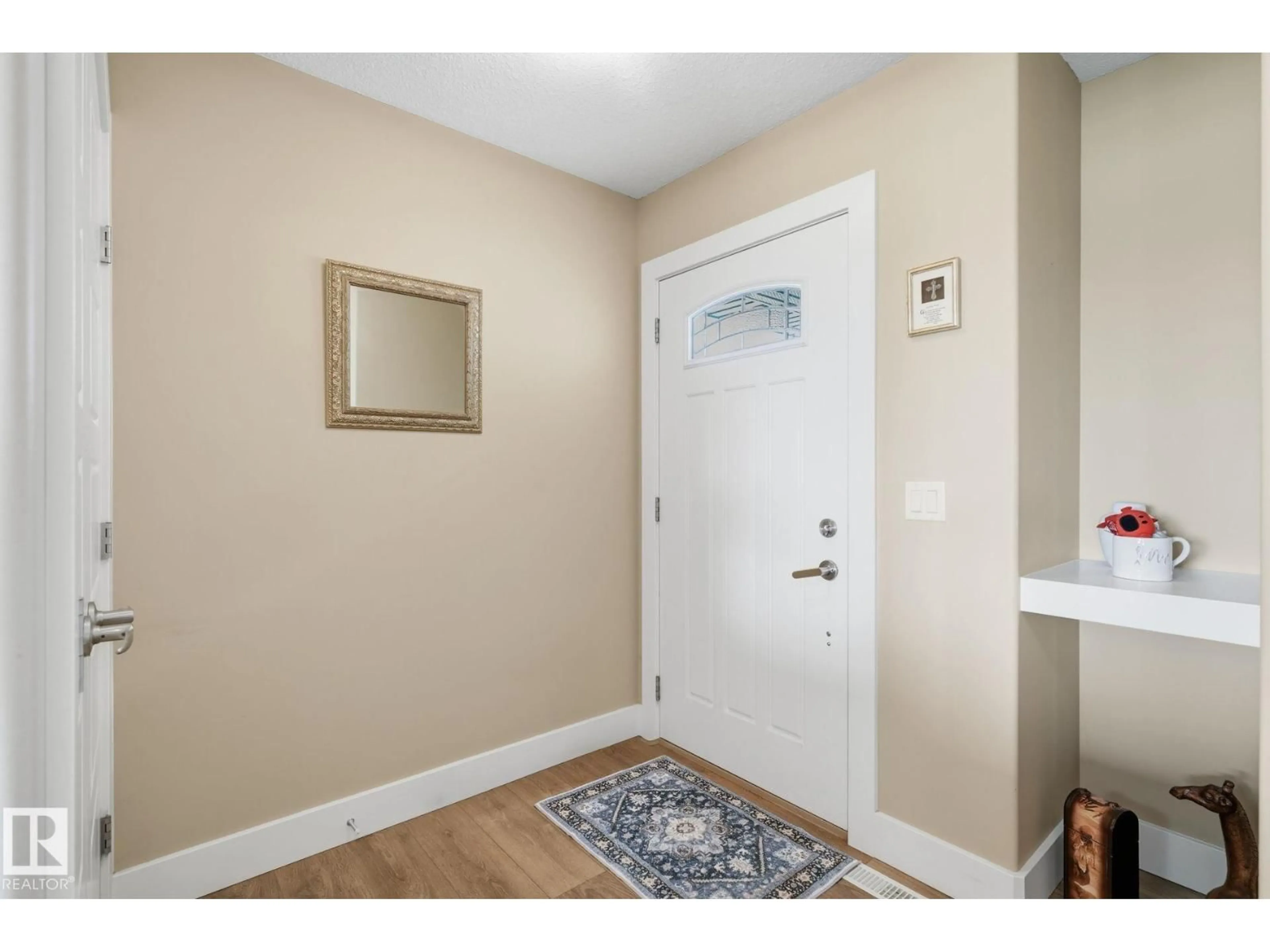 Indoor entryway for 944 MORRIS WY, Leduc Alberta T9E1G1