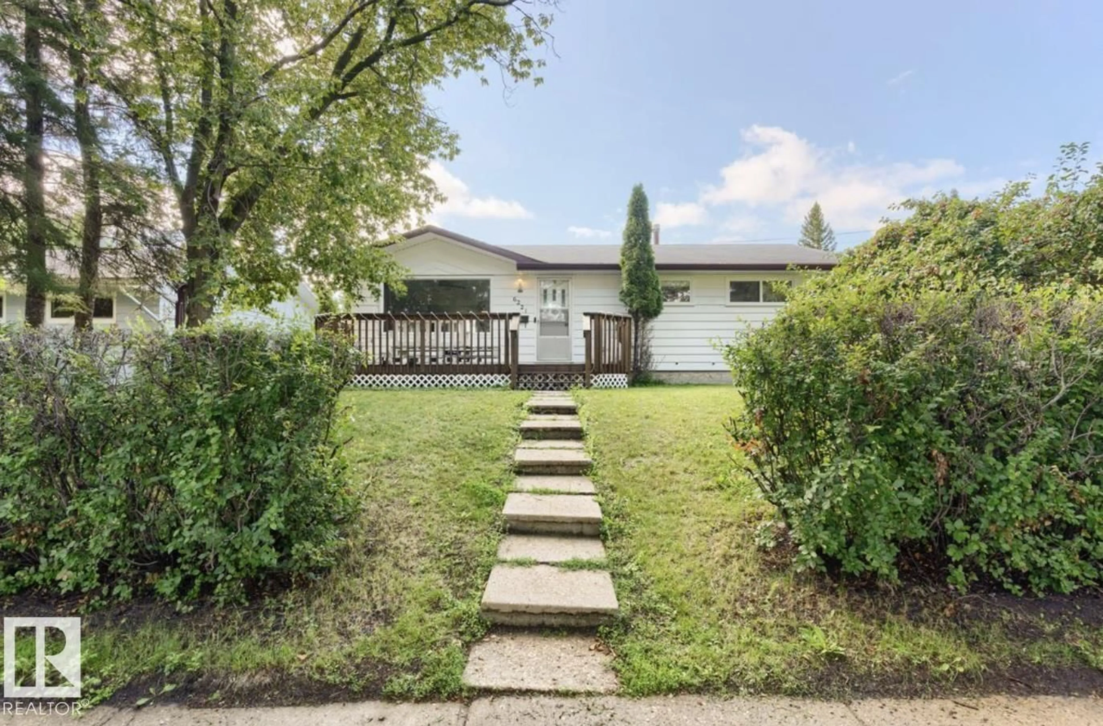 Unknown for 6221 44B AVENUE, Camrose Alberta T4V0B5