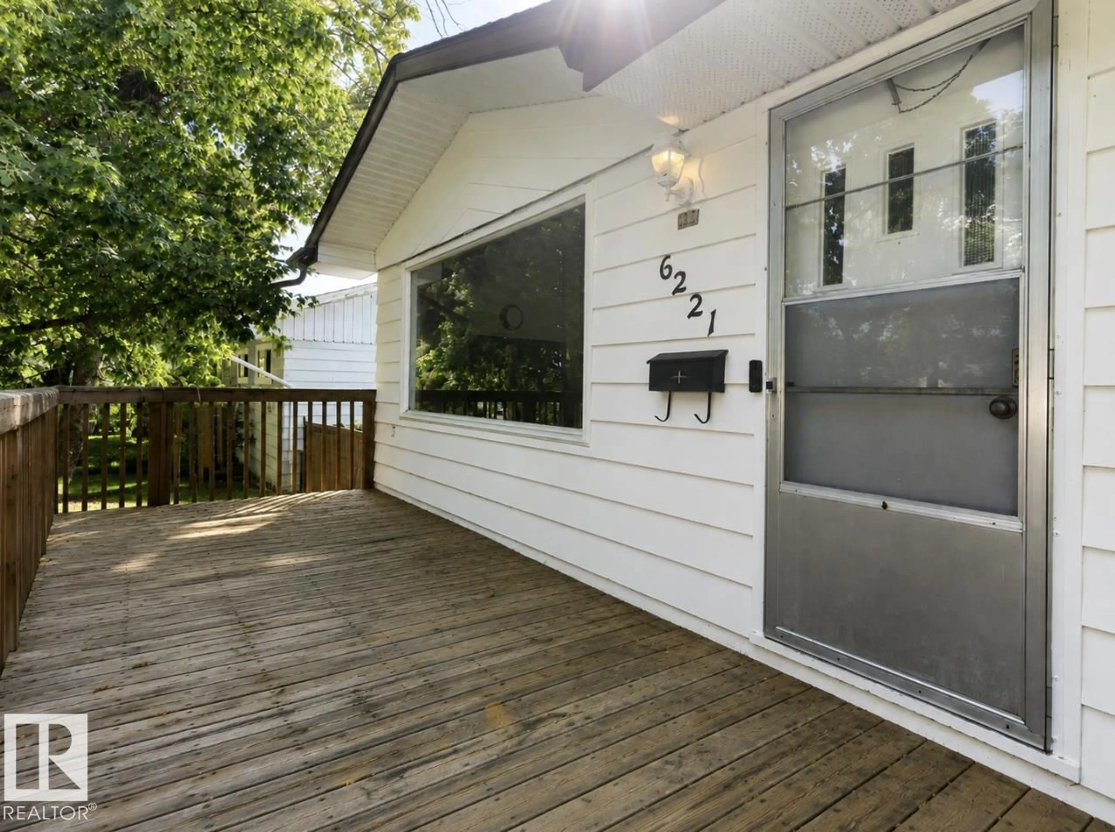 Unknown for 6221 44B AVENUE, Camrose Alberta T4V0B5