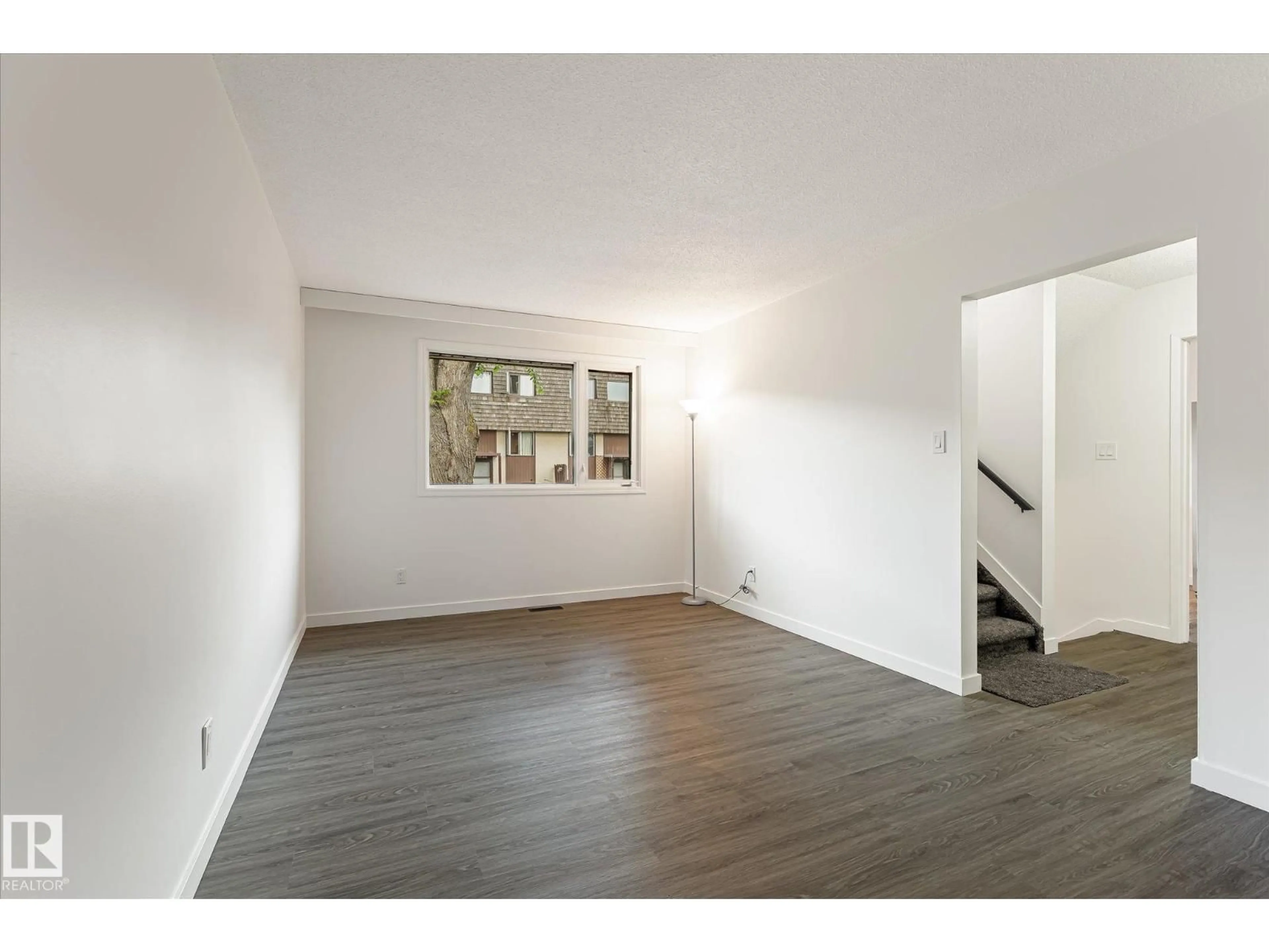 A pic of a room for 3317 107 AV, Edmonton Alberta T5W0C6