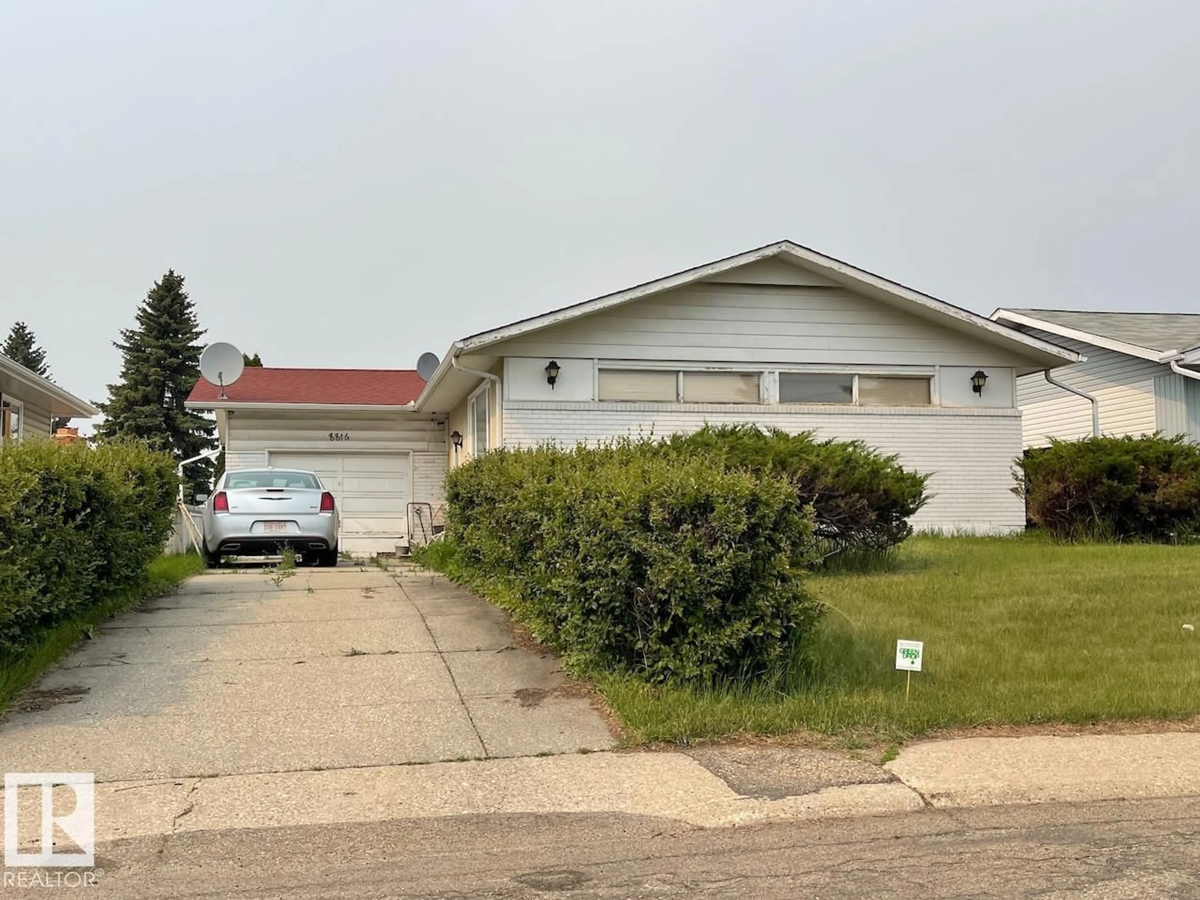 Unknown for 8816 137 AV NW, Edmonton Alberta T5E1Y4