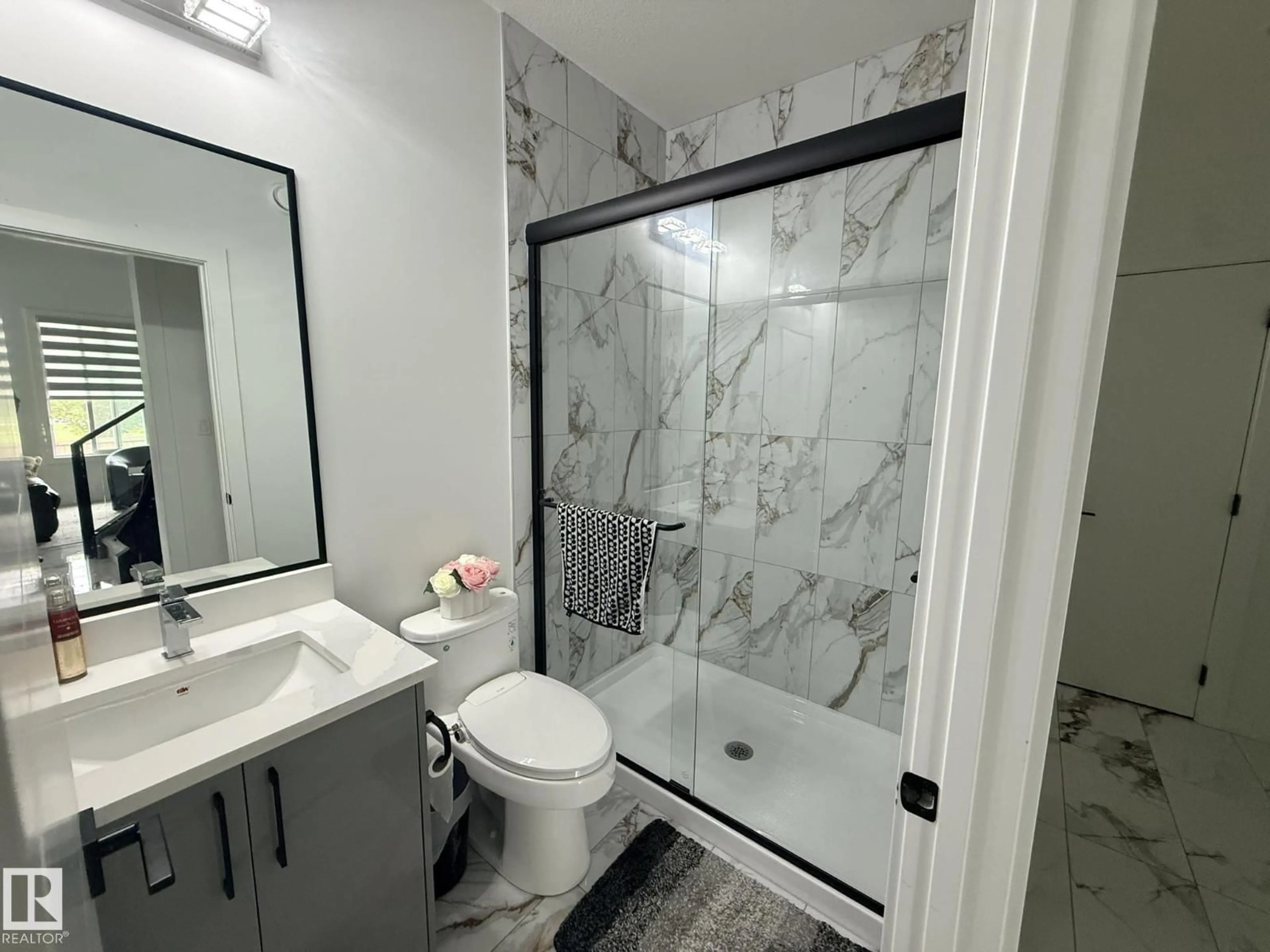 Standard bathroom, ceramic/tile floor for 6605 50A AV, Beaumont Alberta T4X3A8