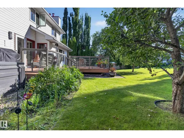 15 HICKORY CR, Sherwood Park 5