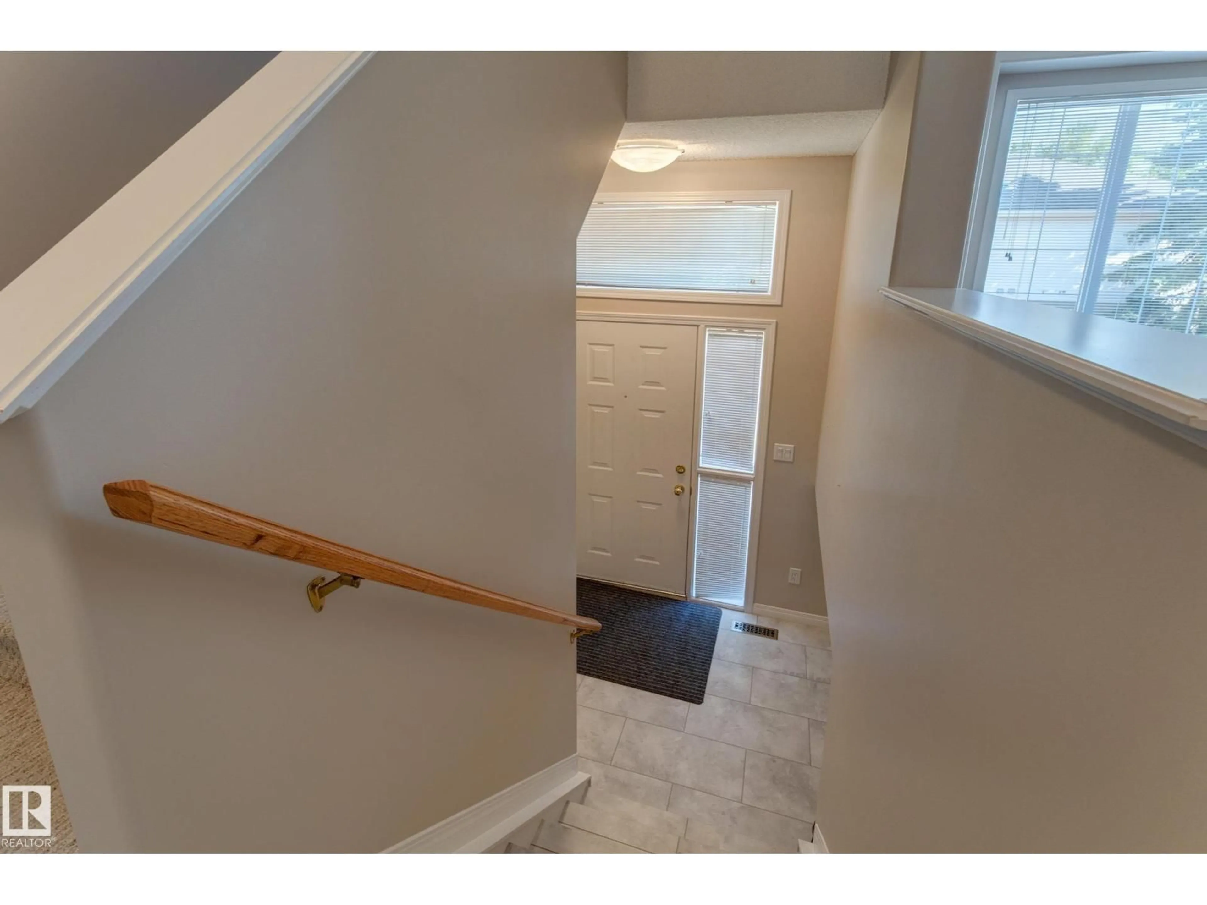 Unknown for #5 - 420 HUNTERS GREEN GR, Edmonton Alberta T6R2X3