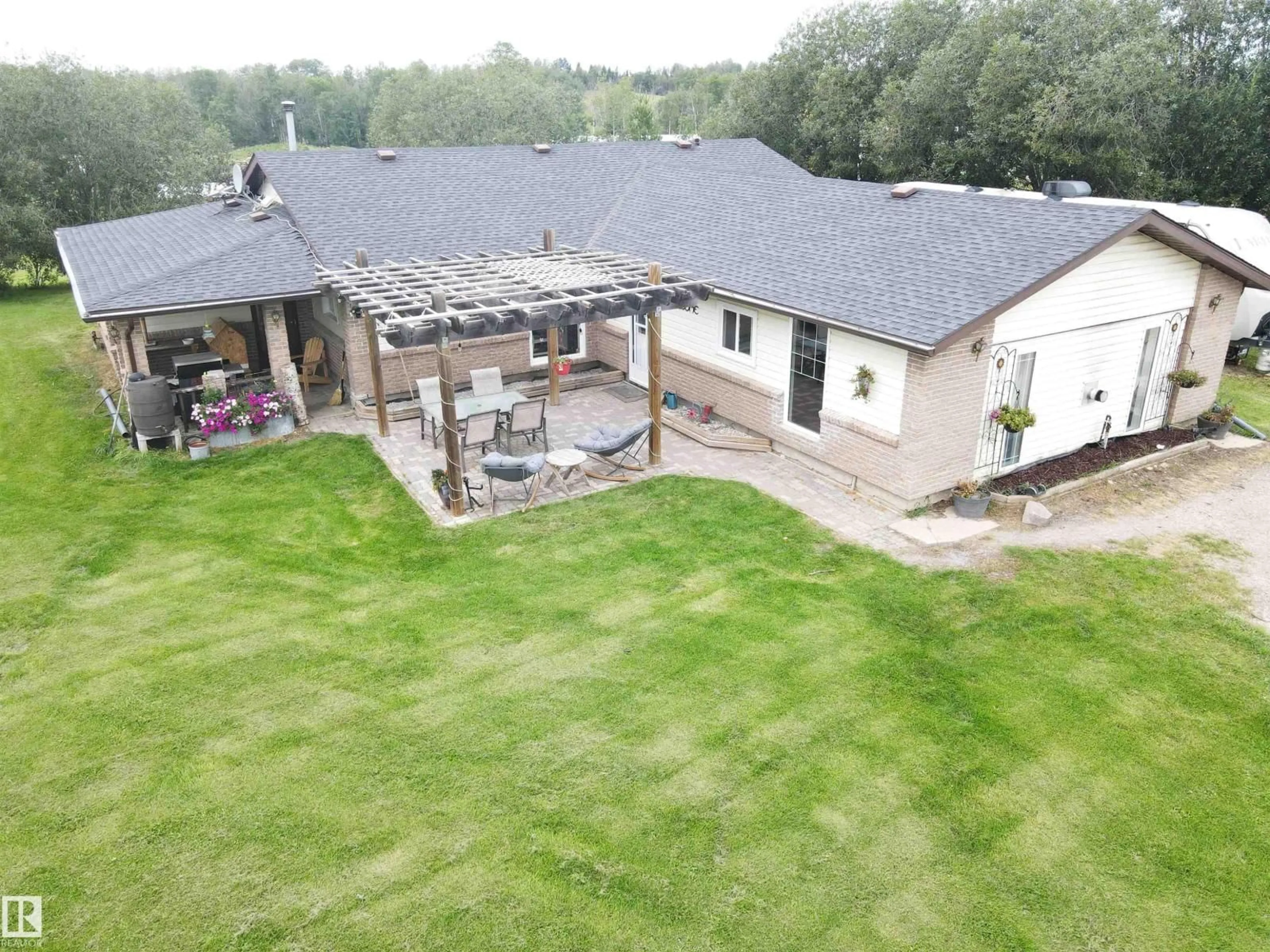 A pic from outside/outdoor area/front of a property/back of a property/a pic from drone, unknown for 49424 RANGE ROAD 55, Rural Brazeau County Alberta T0C1W0