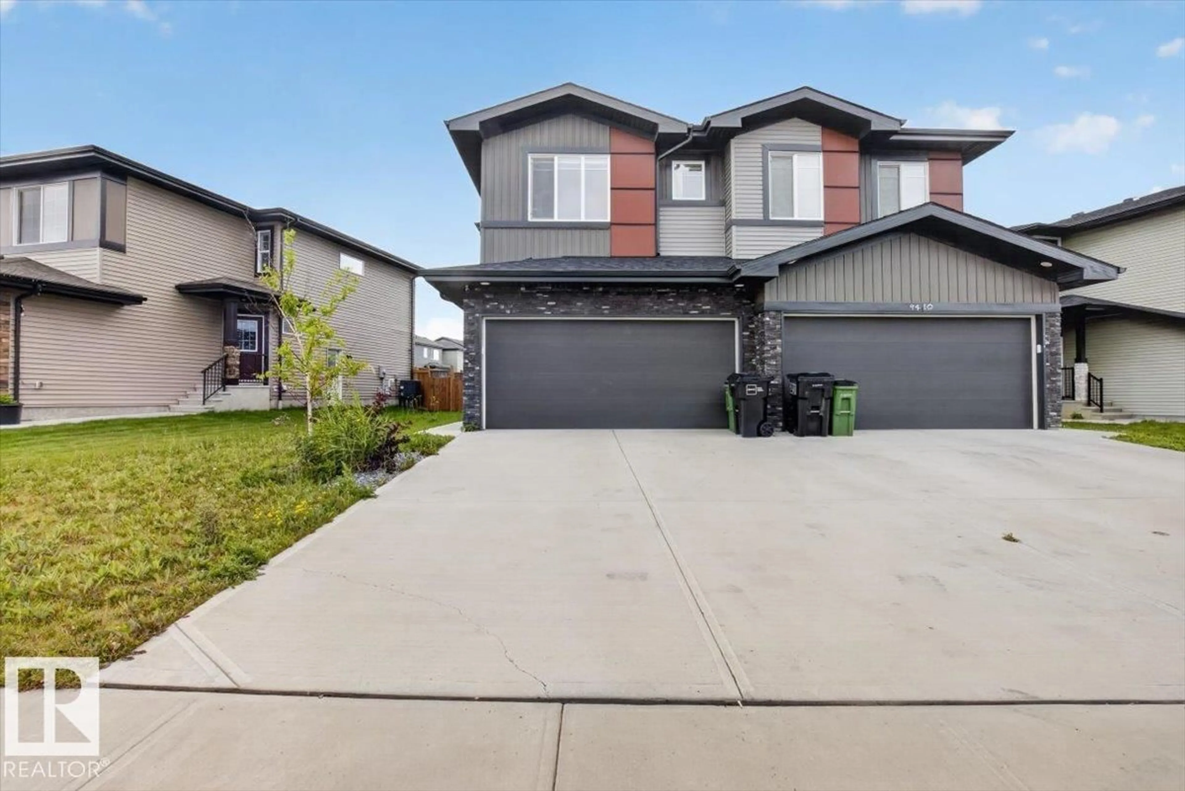 Unknown for 9412 PEAR CR, Edmonton Alberta T6X2Z4