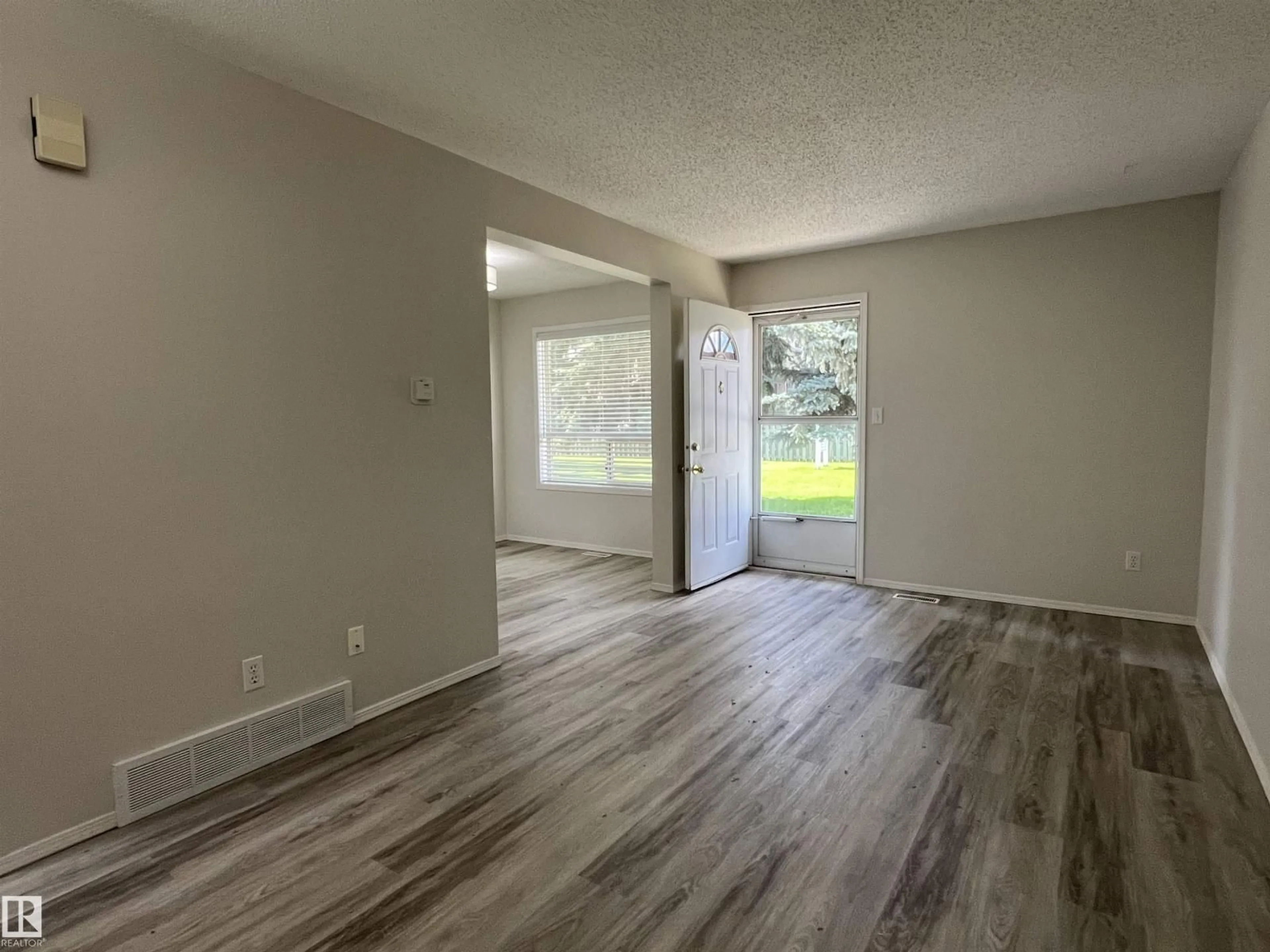 A pic of a room for A - 17 IMPERIAL CR, Devon Alberta T9G1K3