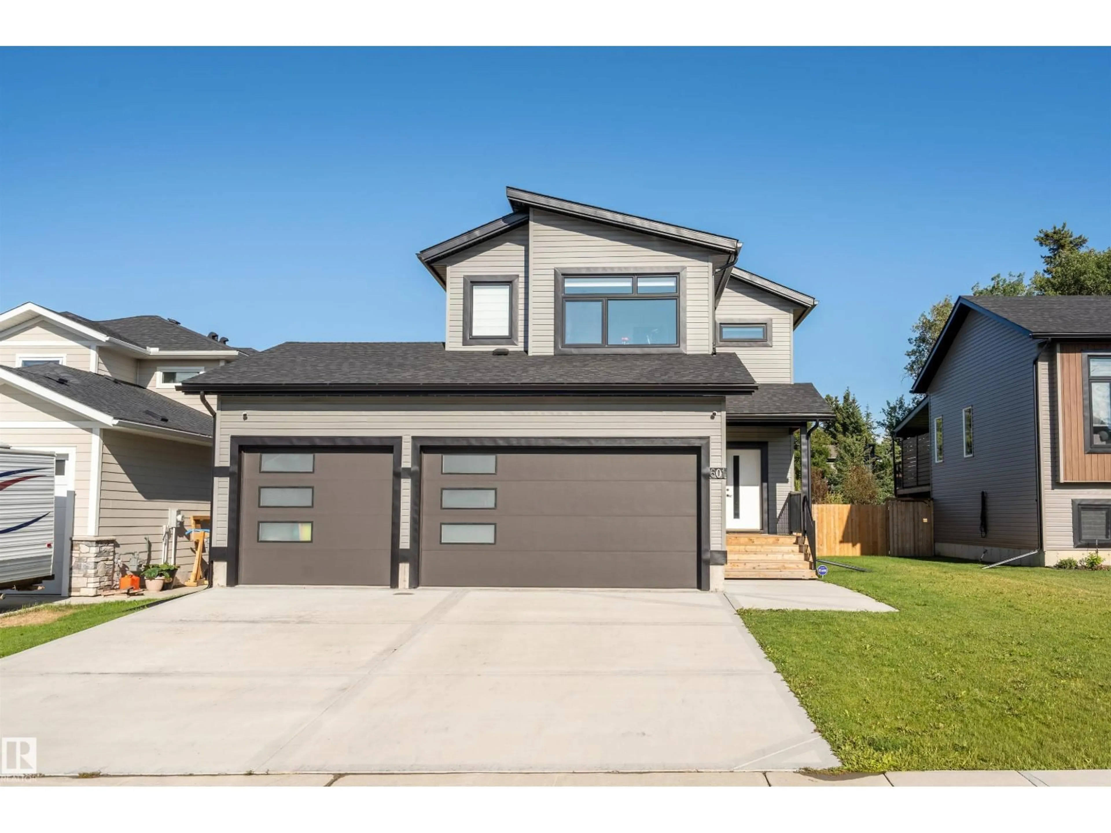Home with vinyl exterior material, street for 601 18 ST, Cold Lake Alberta T9M0K3