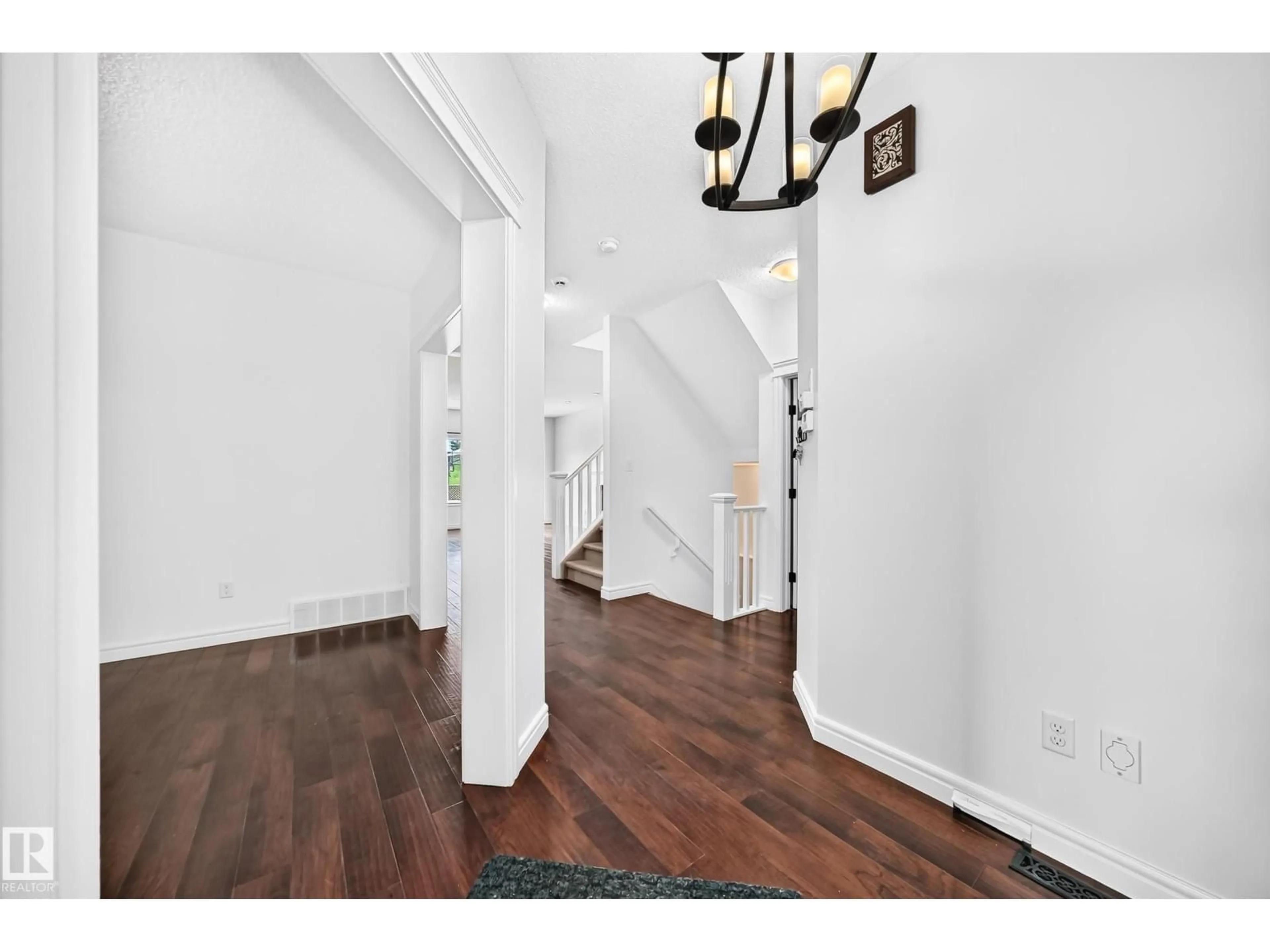 Indoor entryway for 5209 GODSON BAY NW, Edmonton Alberta T5T4P8