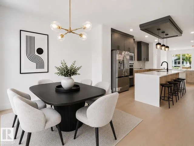NW - 13843 110A AV, Edmonton 4