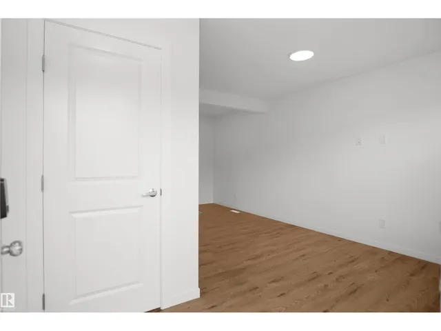 NW - 2115 210 ST, Edmonton 3