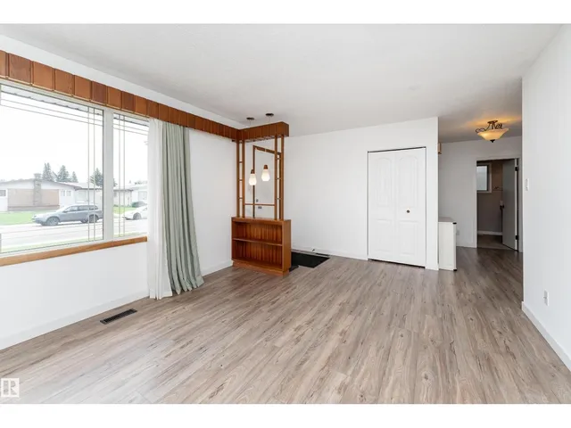 7120 139 AV, Edmonton 5