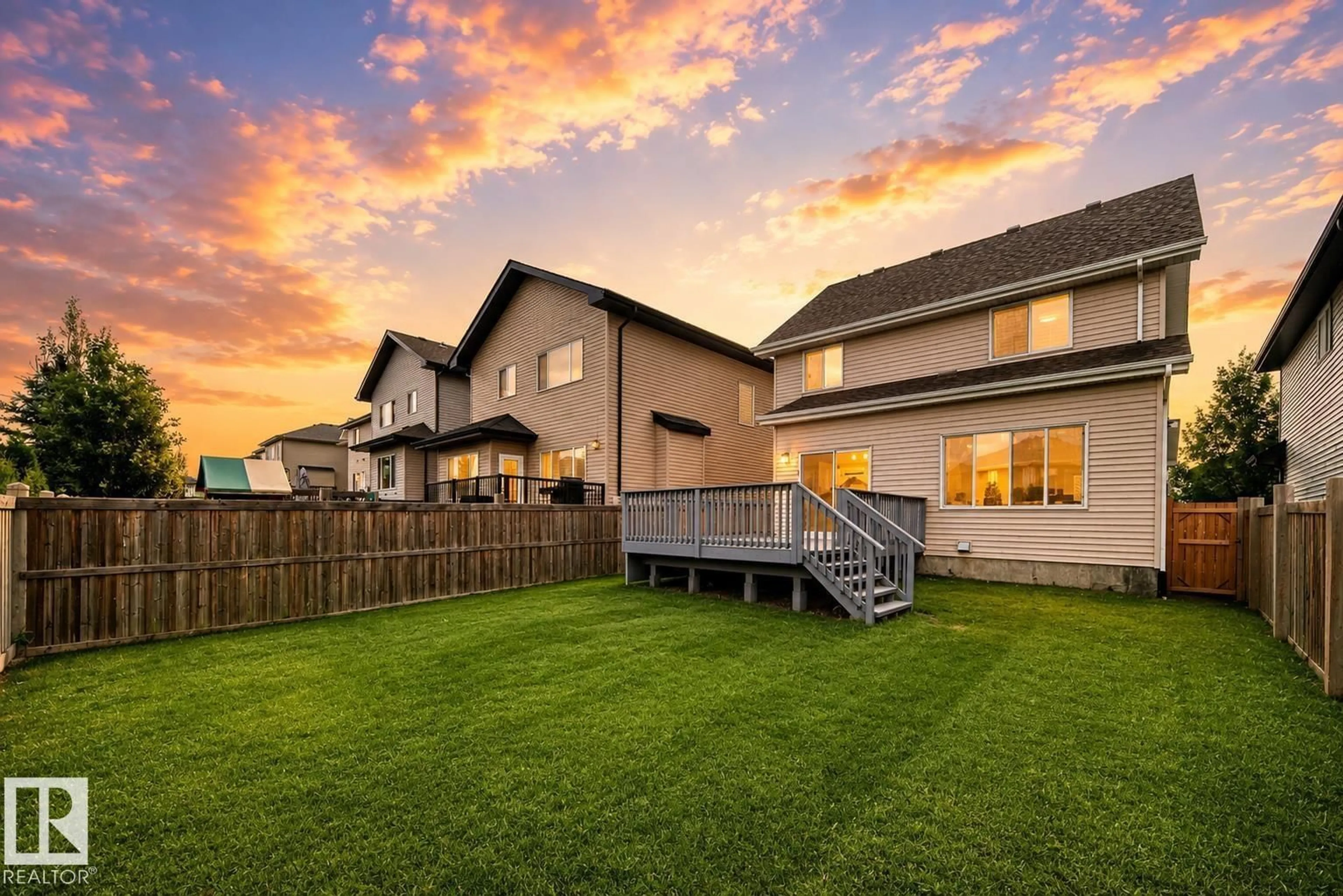 Unknown for 4212 CHARLES CL SW, Edmonton Alberta T6W0Z5