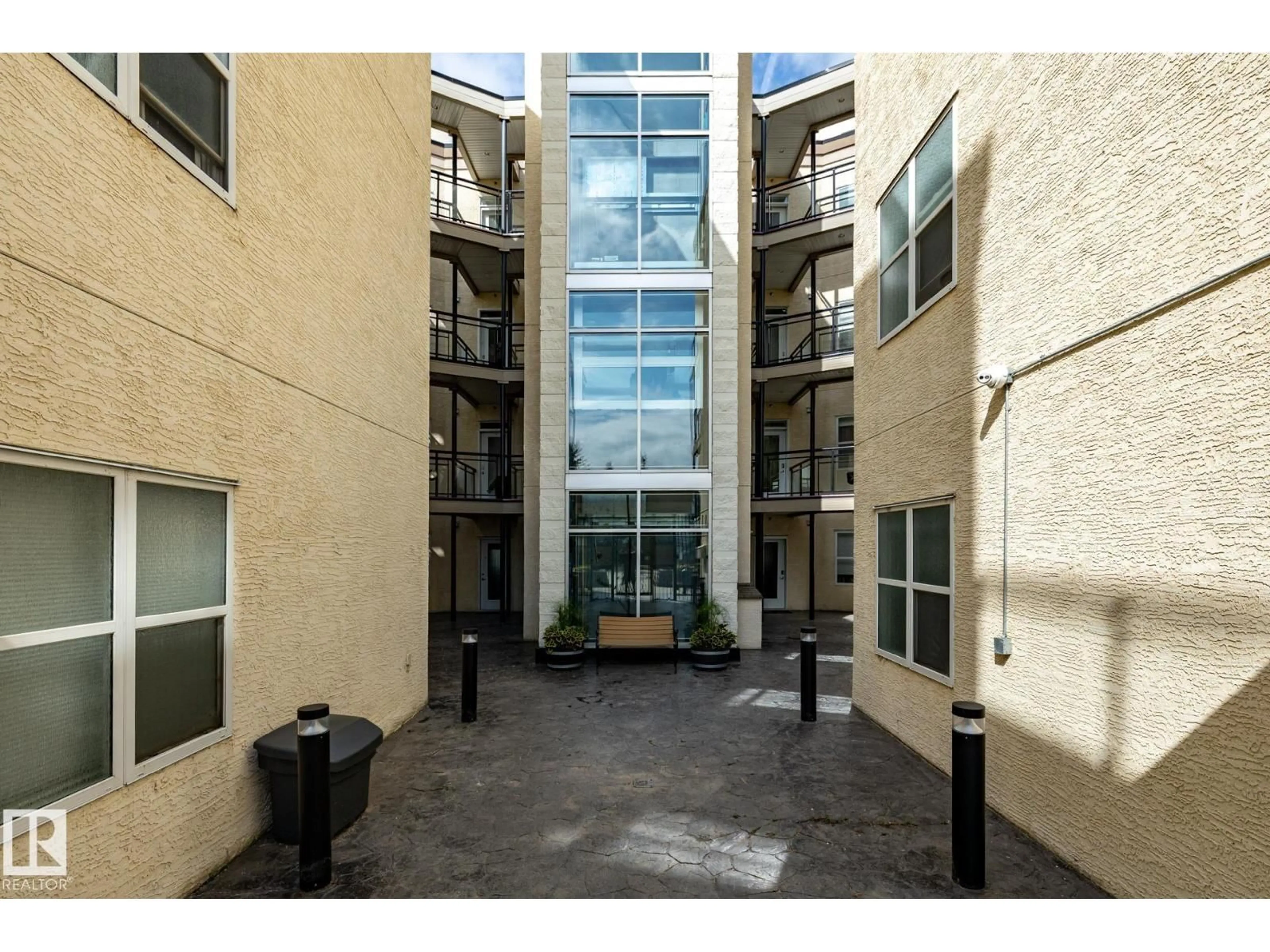 Indoor foyer for 305 - 9940 SHERRIDON DR, Fort Saskatchewan Alberta T8L4C9