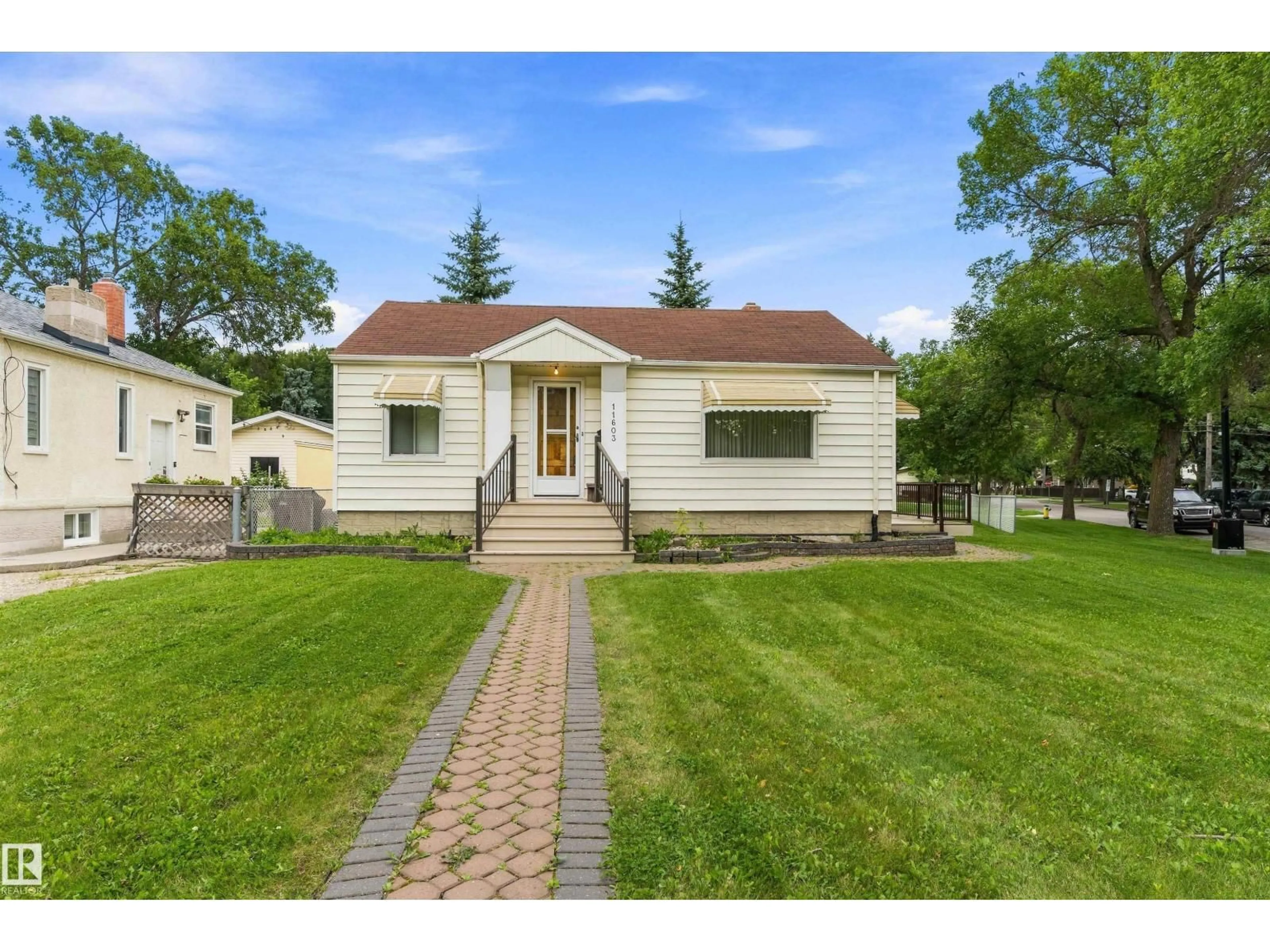 Unknown for 11603 ST ALBERT TR, Edmonton Alberta T5M3L6