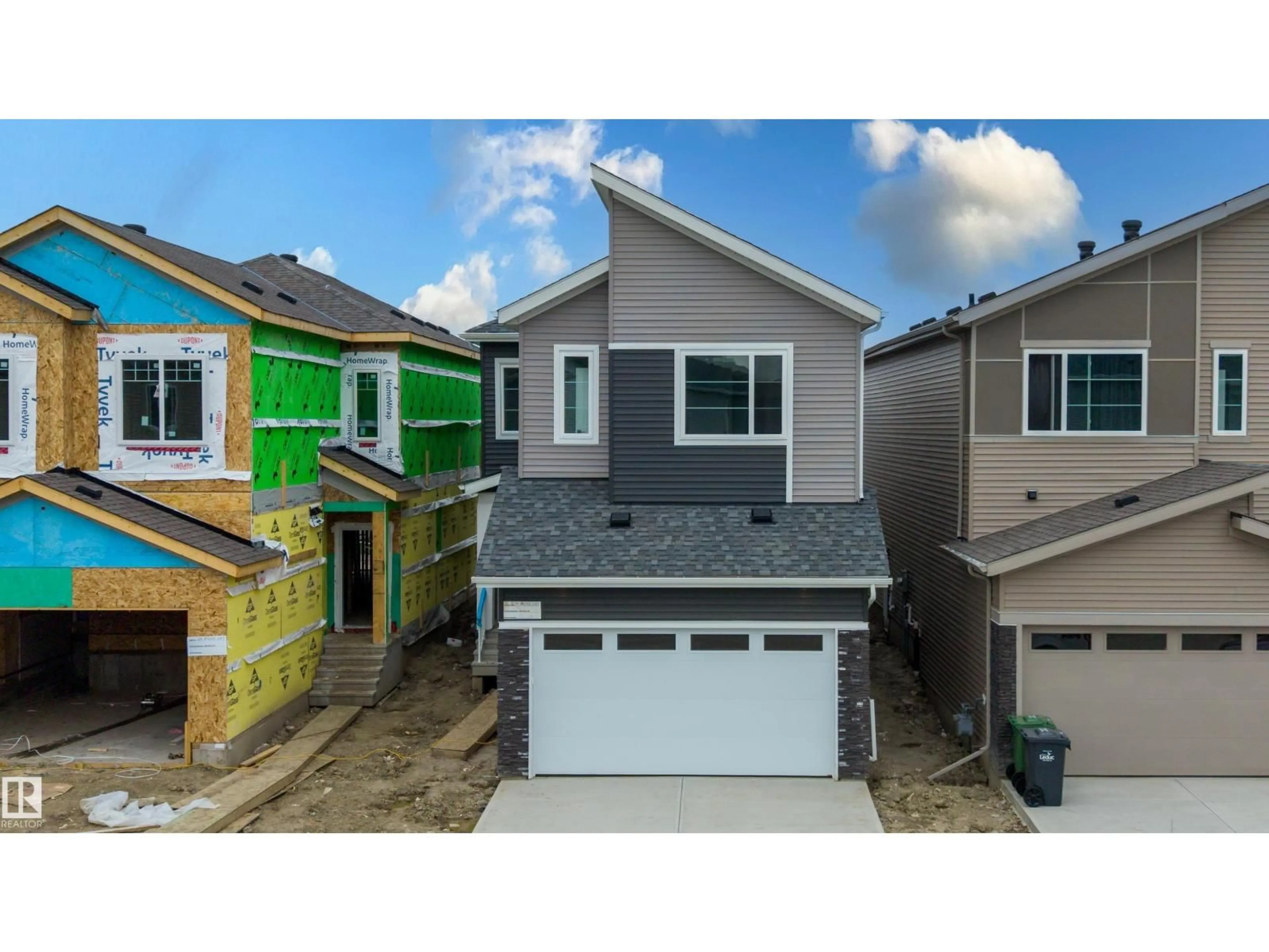 Home with vinyl exterior material, street for 24 MUNN WY, Leduc Alberta T9E1X9
