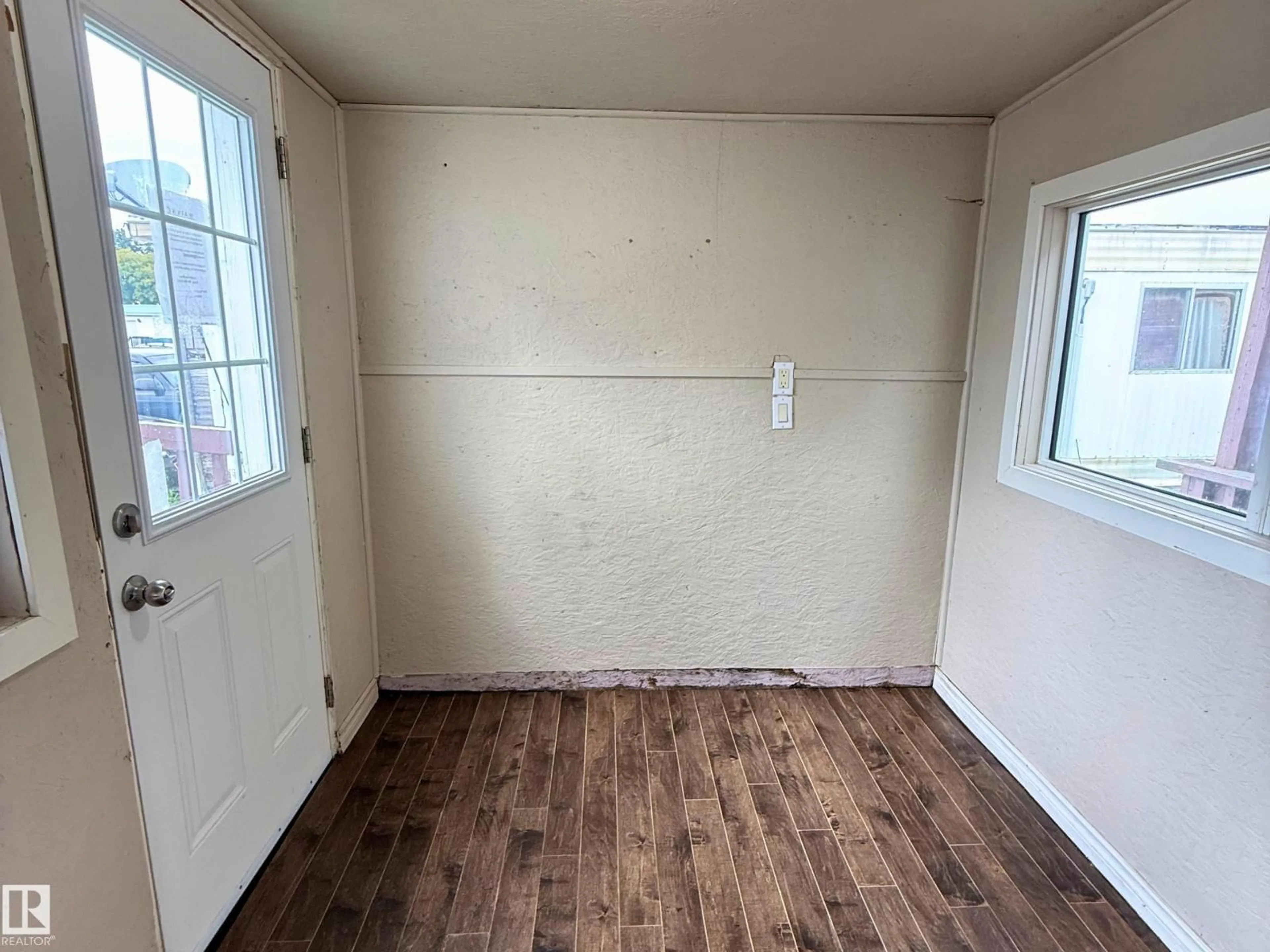 A pic of a room for 86 - 4405 50 AV, Cold Lake Alberta T9M1Z3