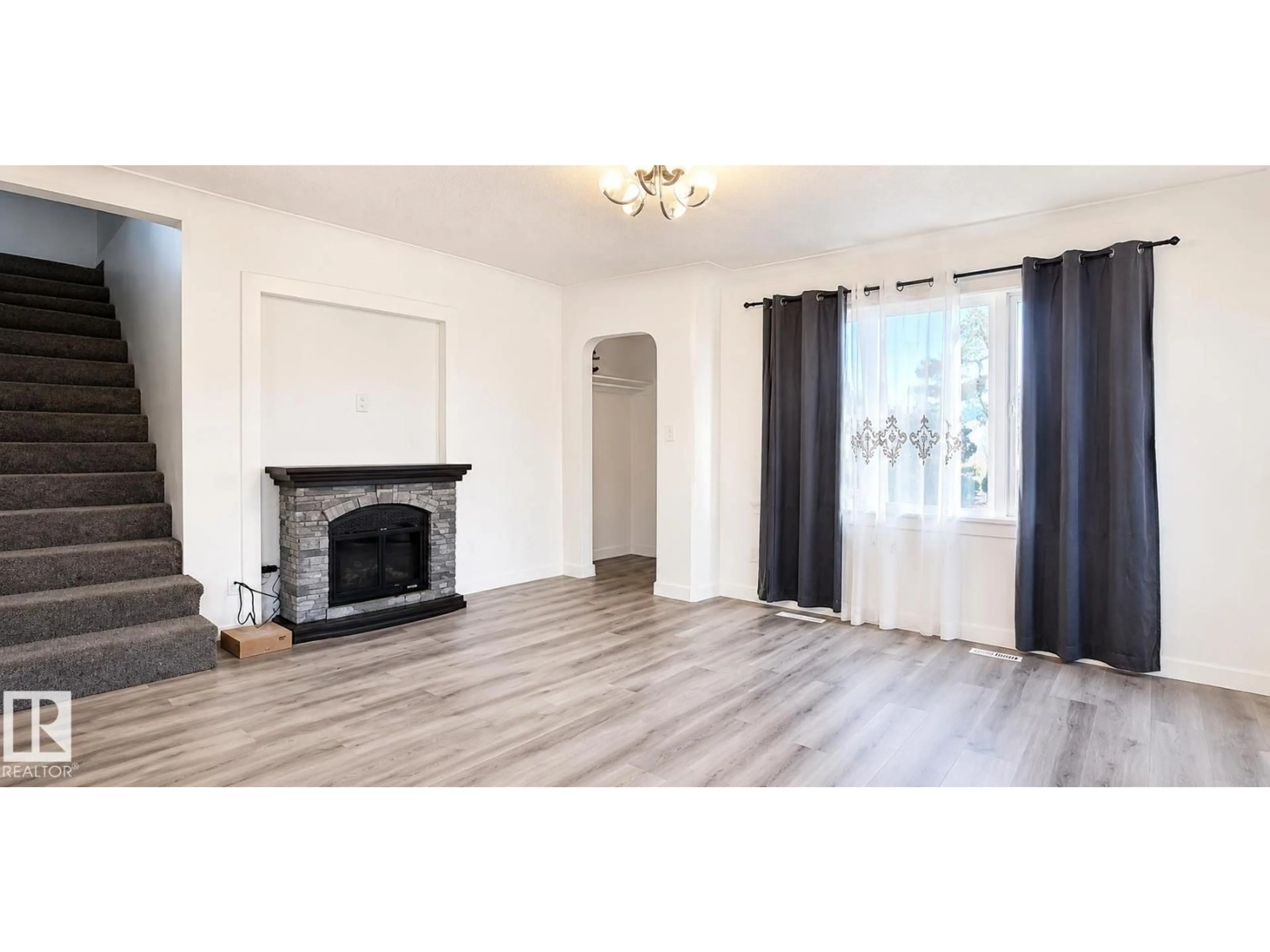 A pic of a room for NW - 12916 123A ST, Edmonton Alberta T5L0K9